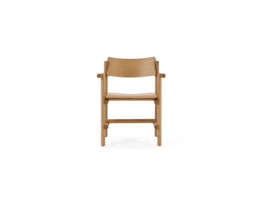 Muecke Armchair in Oak Muecke Armchair