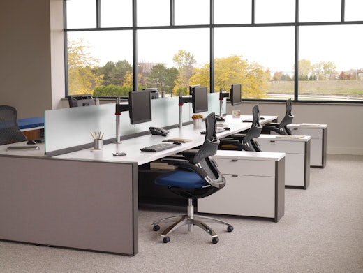 Dividends Skyline Open Plan office with Generation by Knoll