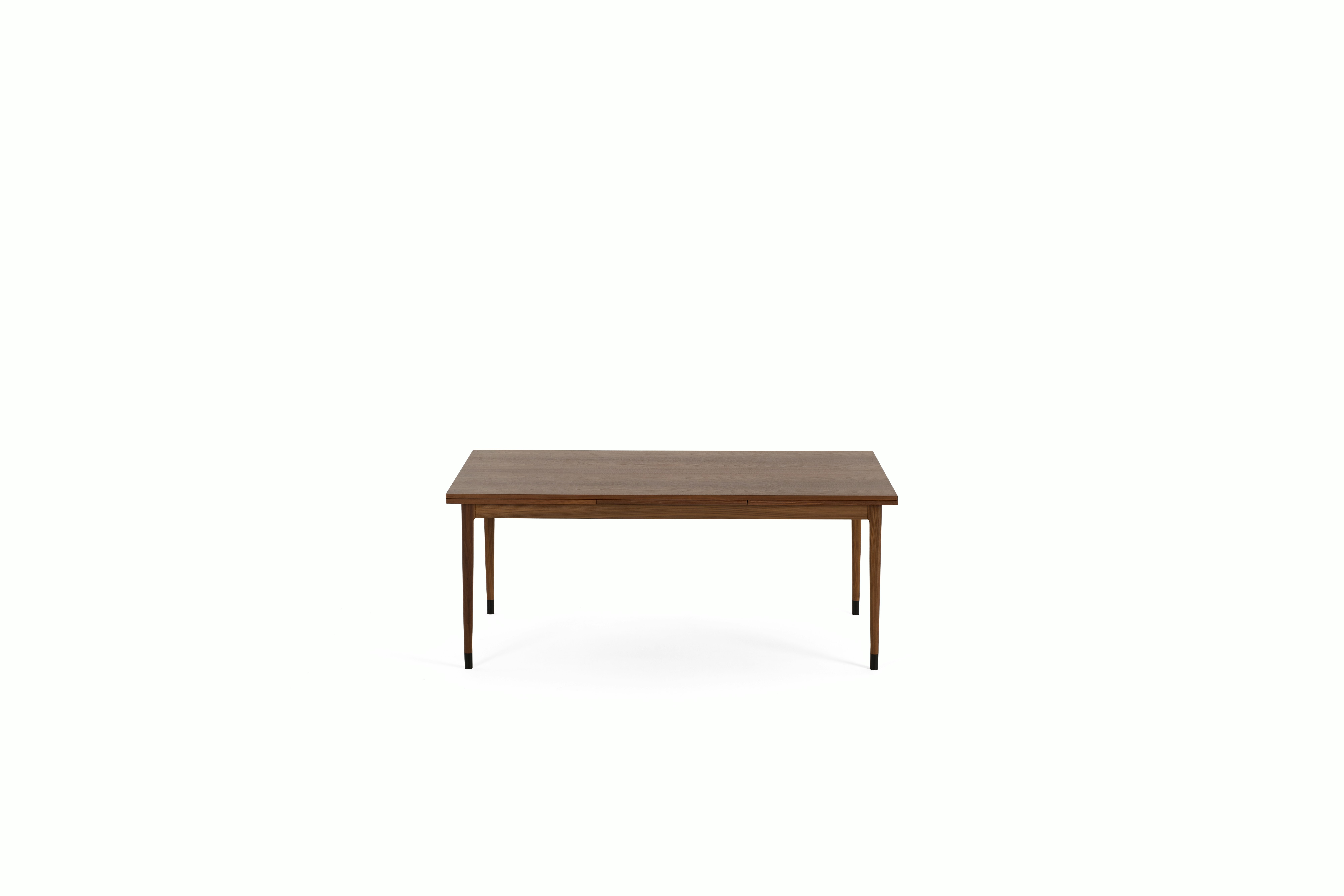 Kaia Extension Table in Walnut