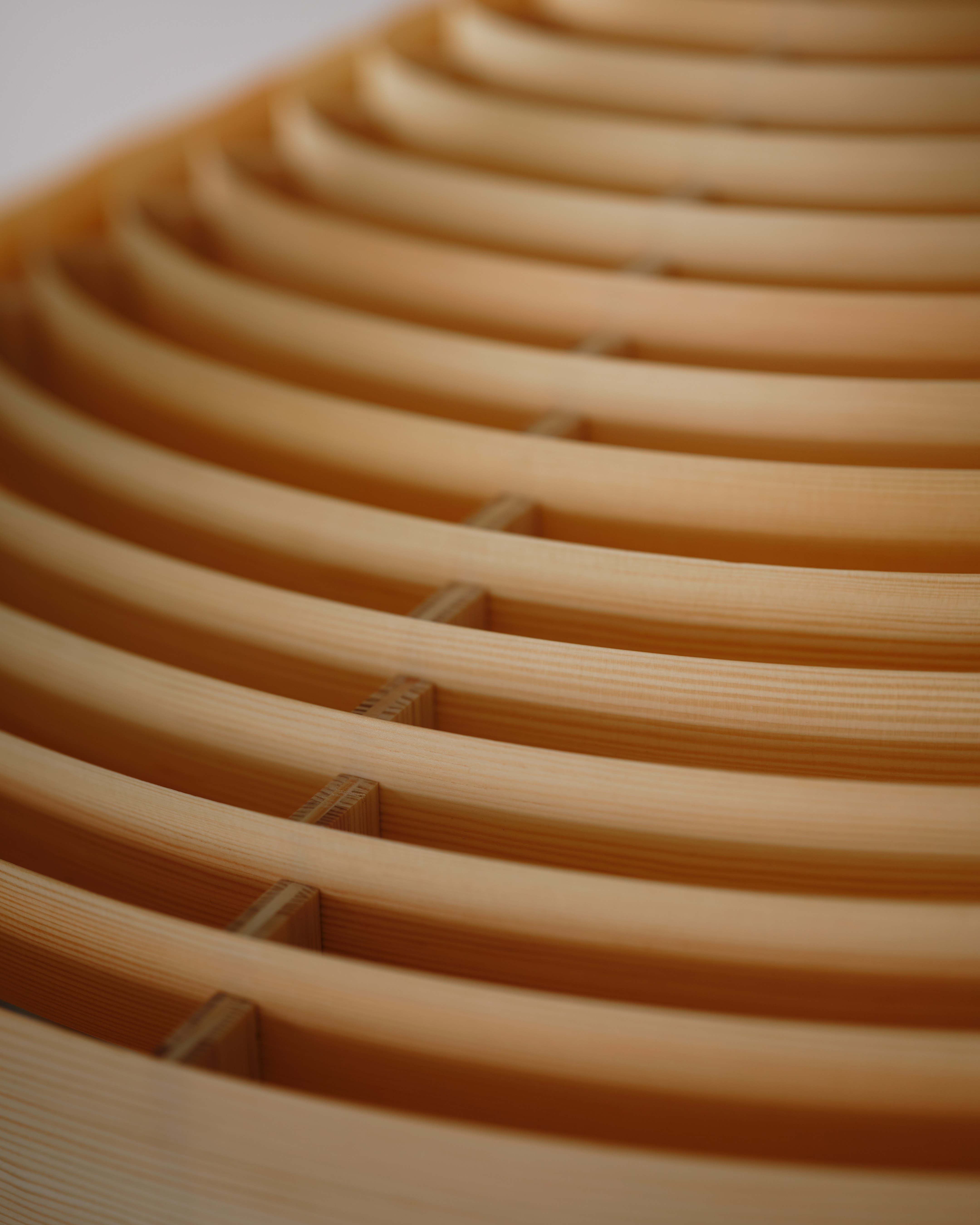 1003 Hans Pendant in Pine detail