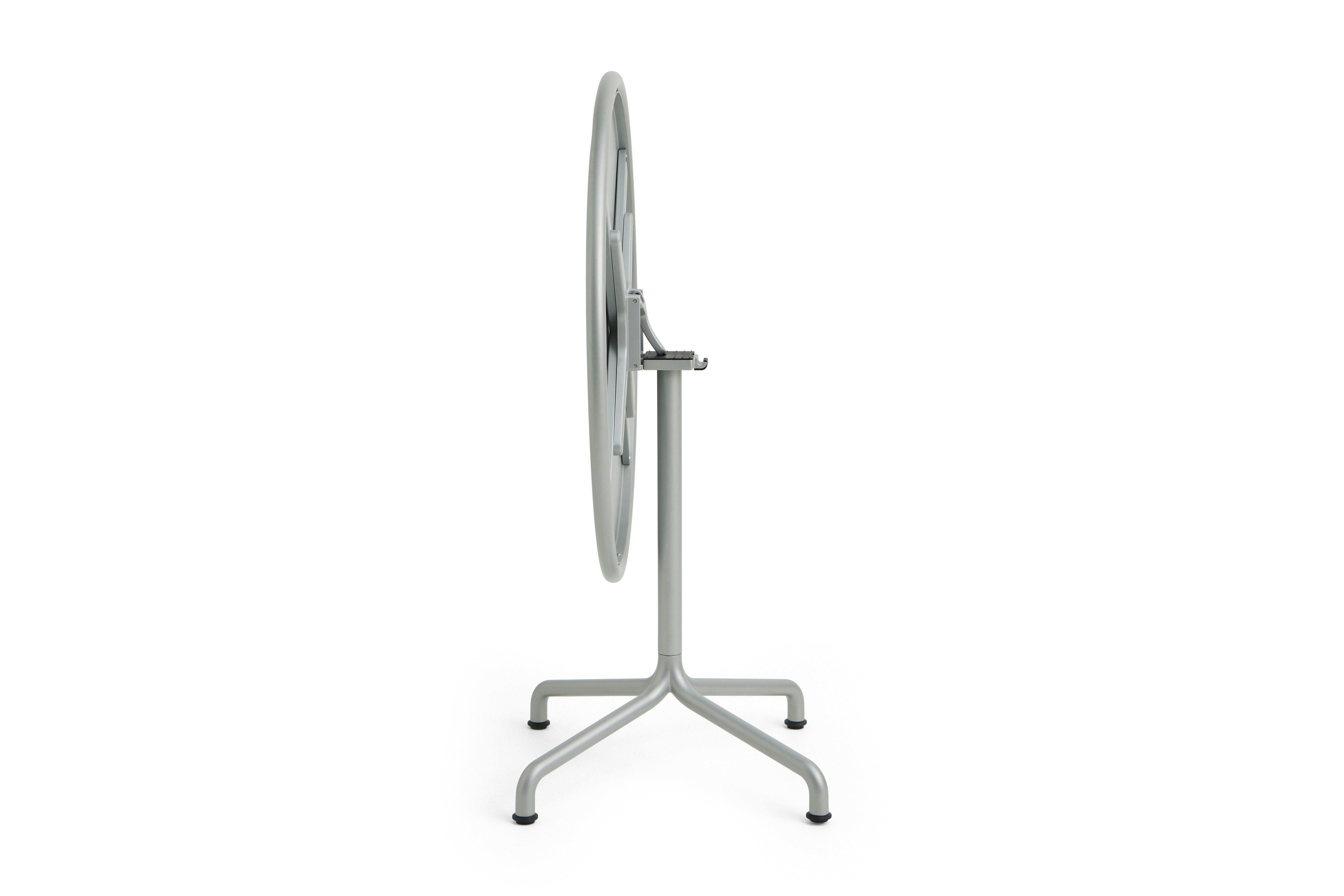 Deville Table - 31.5 Inch, Silver Grey