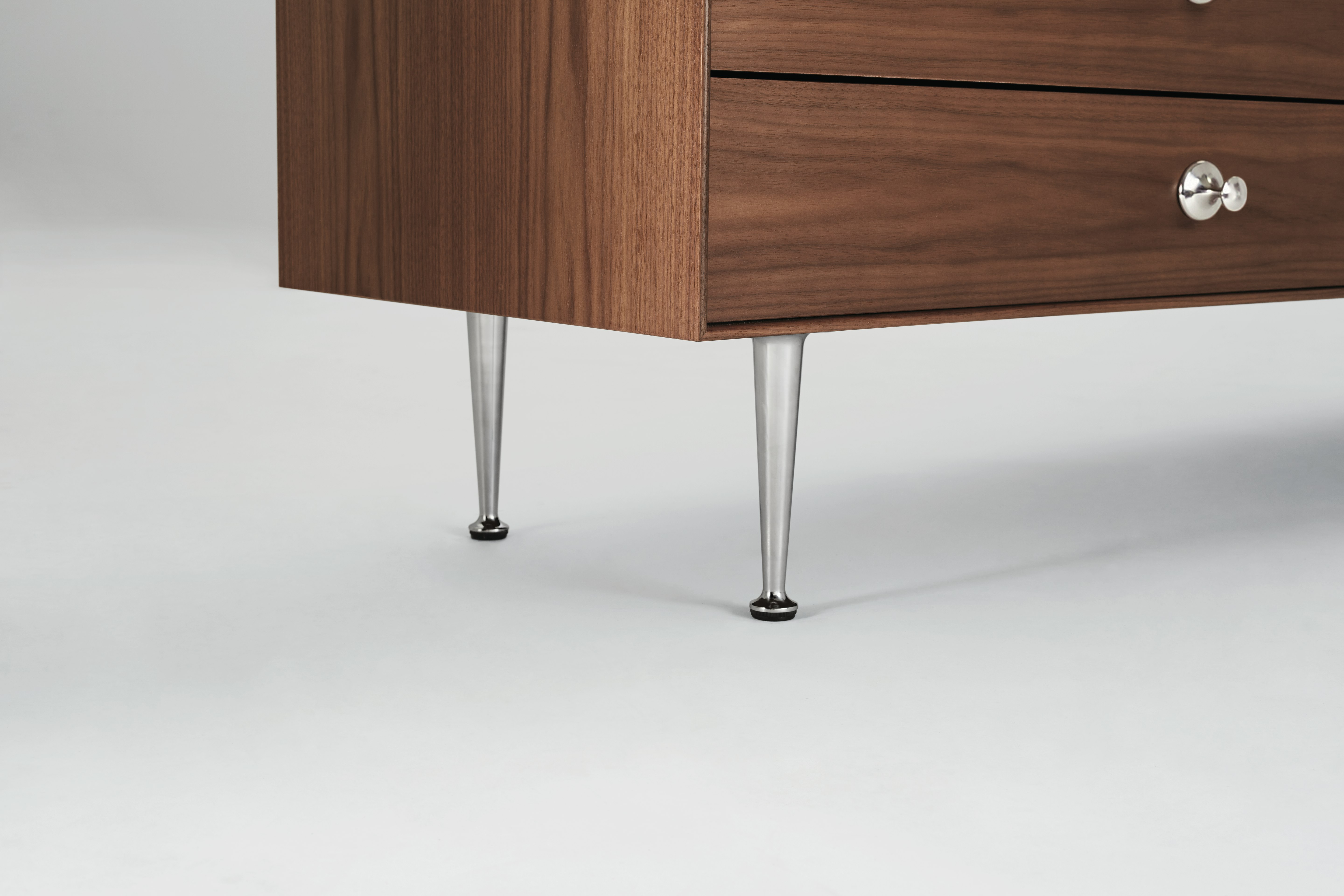 Nelson Thin Edge Double Dresser