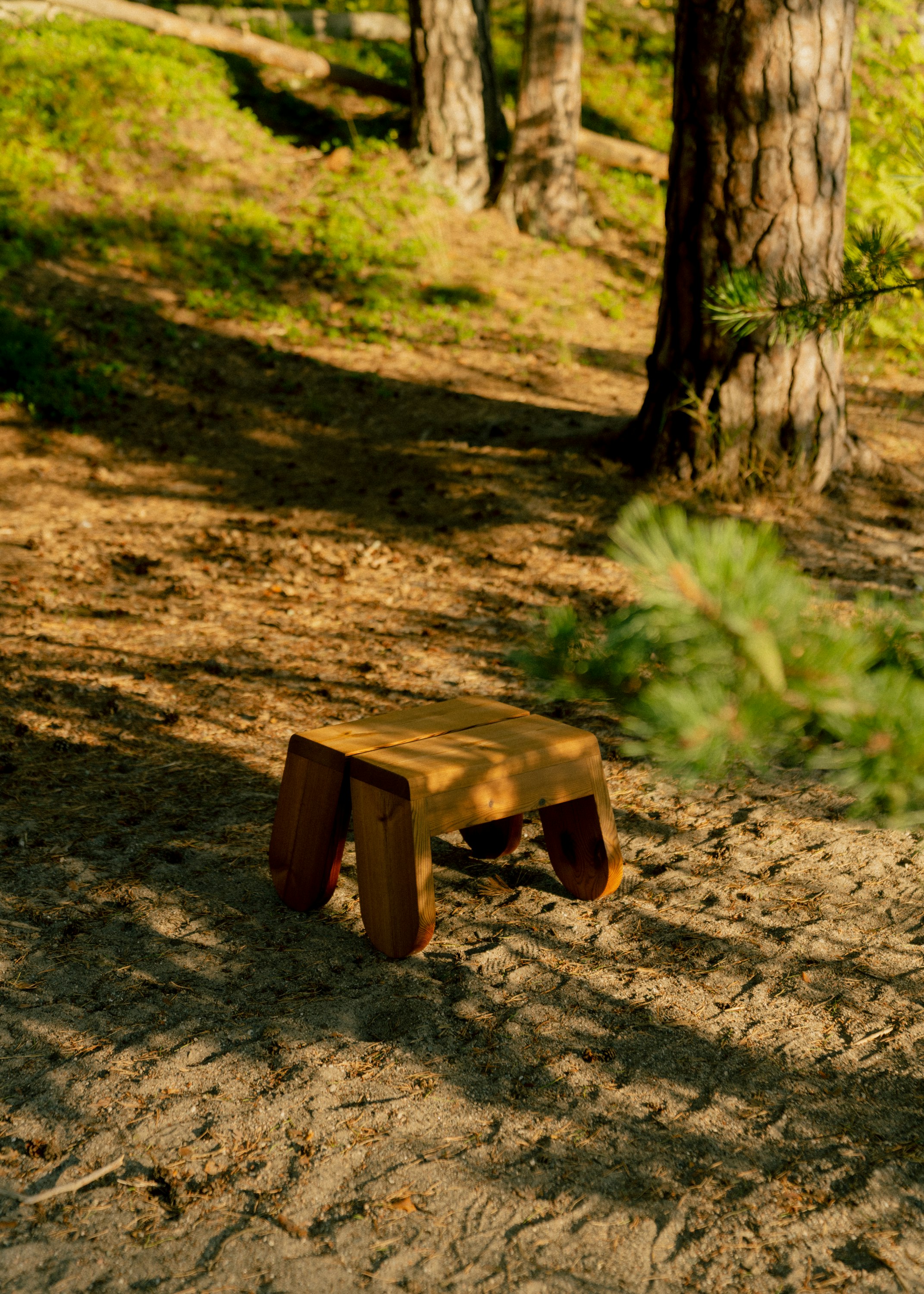 015 Peace Outdoor Footstool