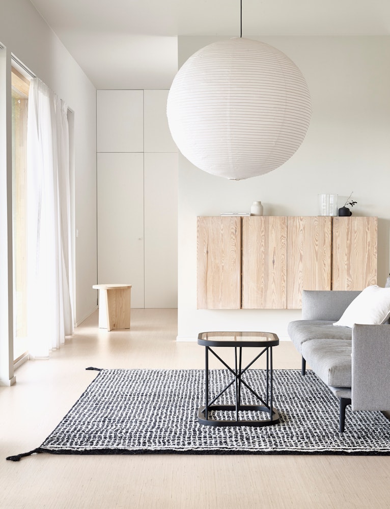 Grid Handknotted Wool Rug - White_Black, 5.7 x 7.9