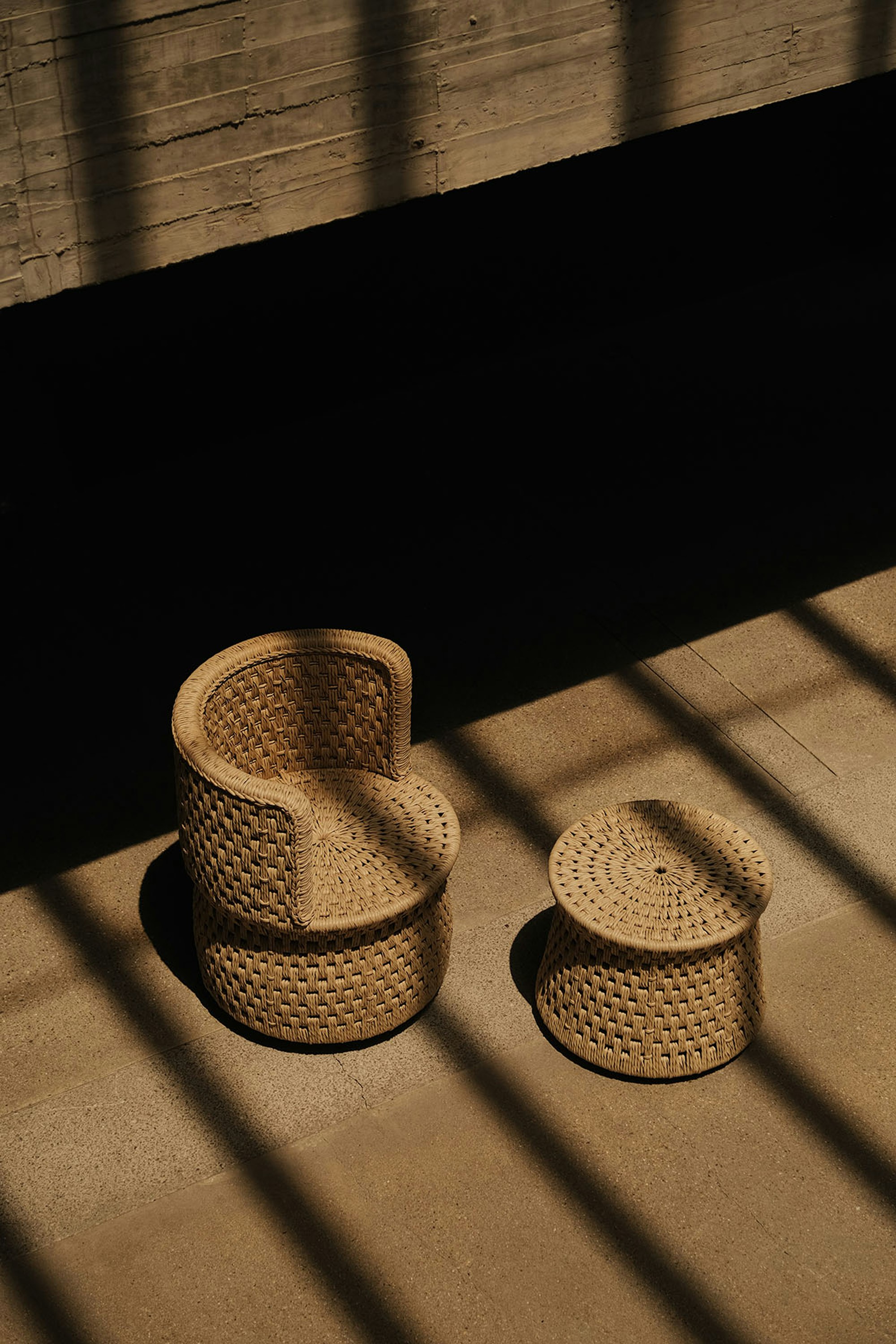 Oasis Outdoor Lounge Chair