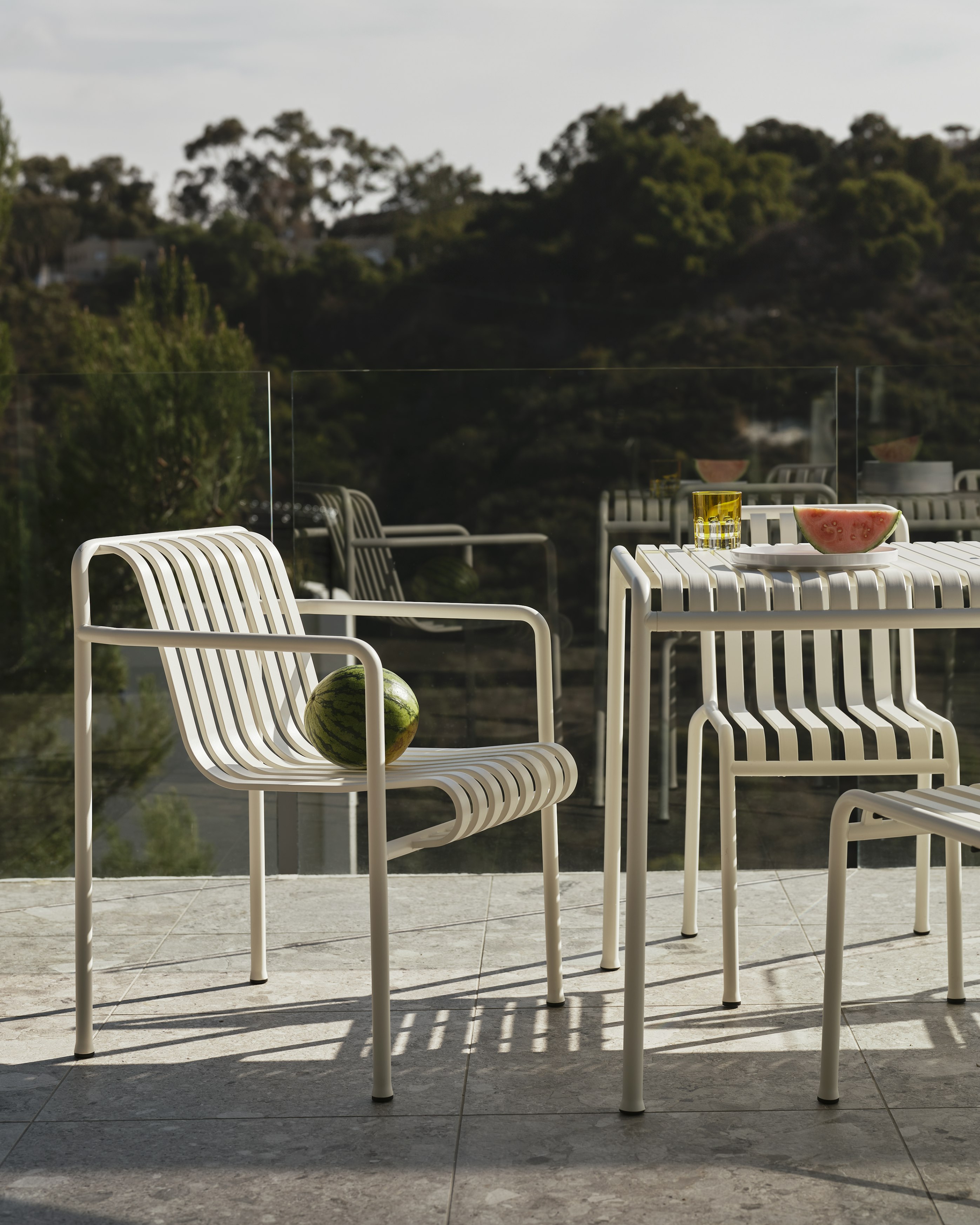 Palissade Dining Set