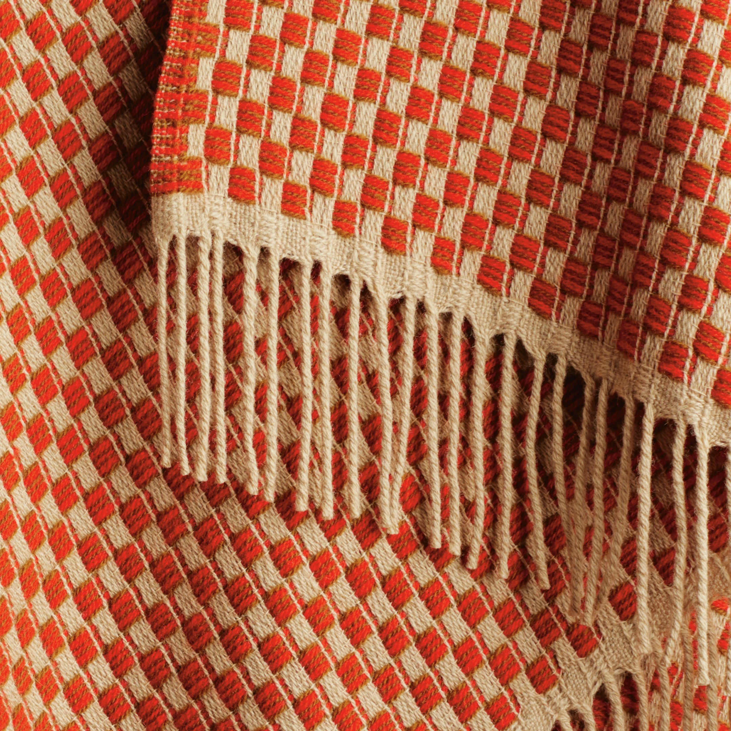 Isak Throw