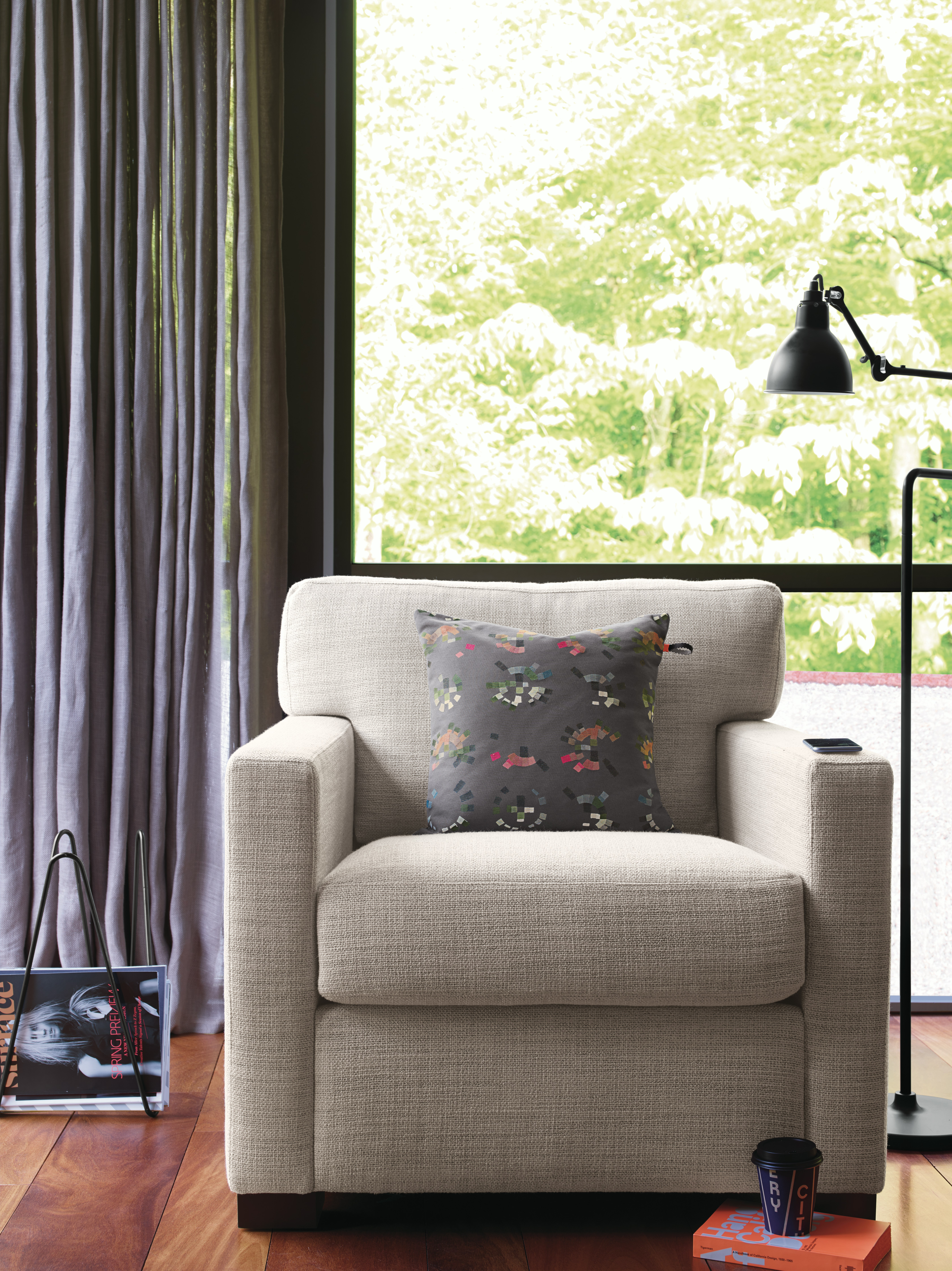 Vesper Armchair