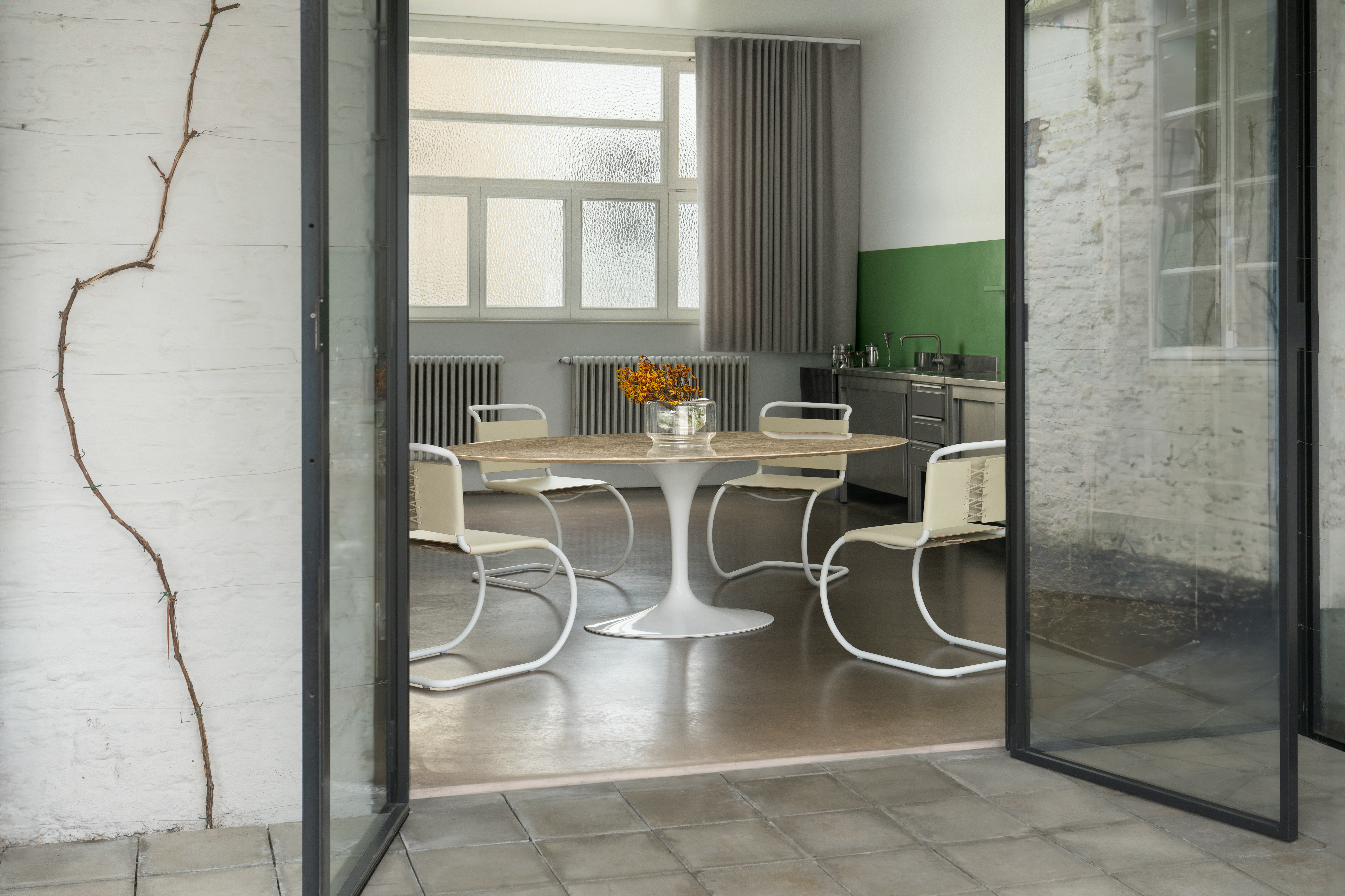 Saarinen Dining Table