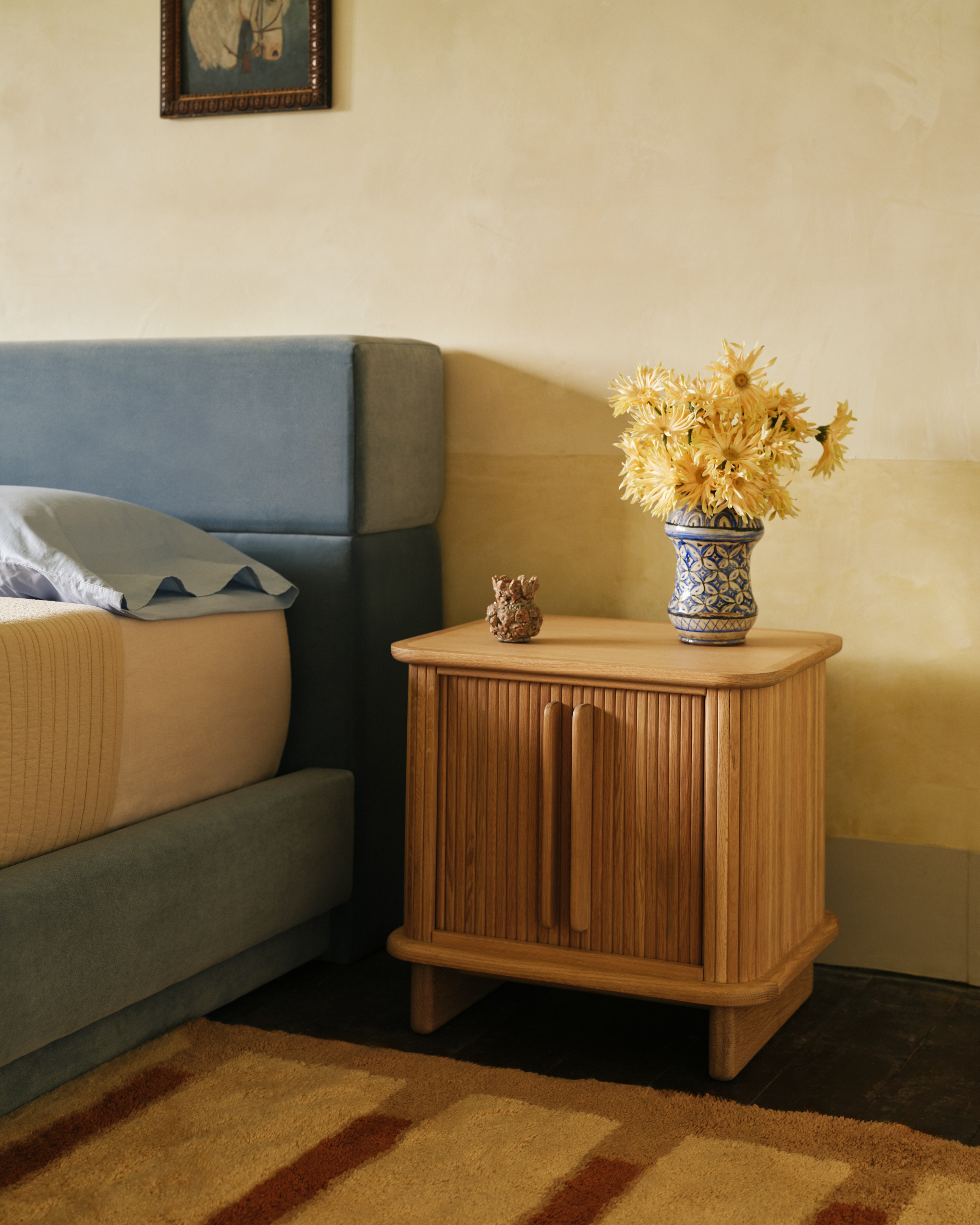 Noviembre Bedside Table