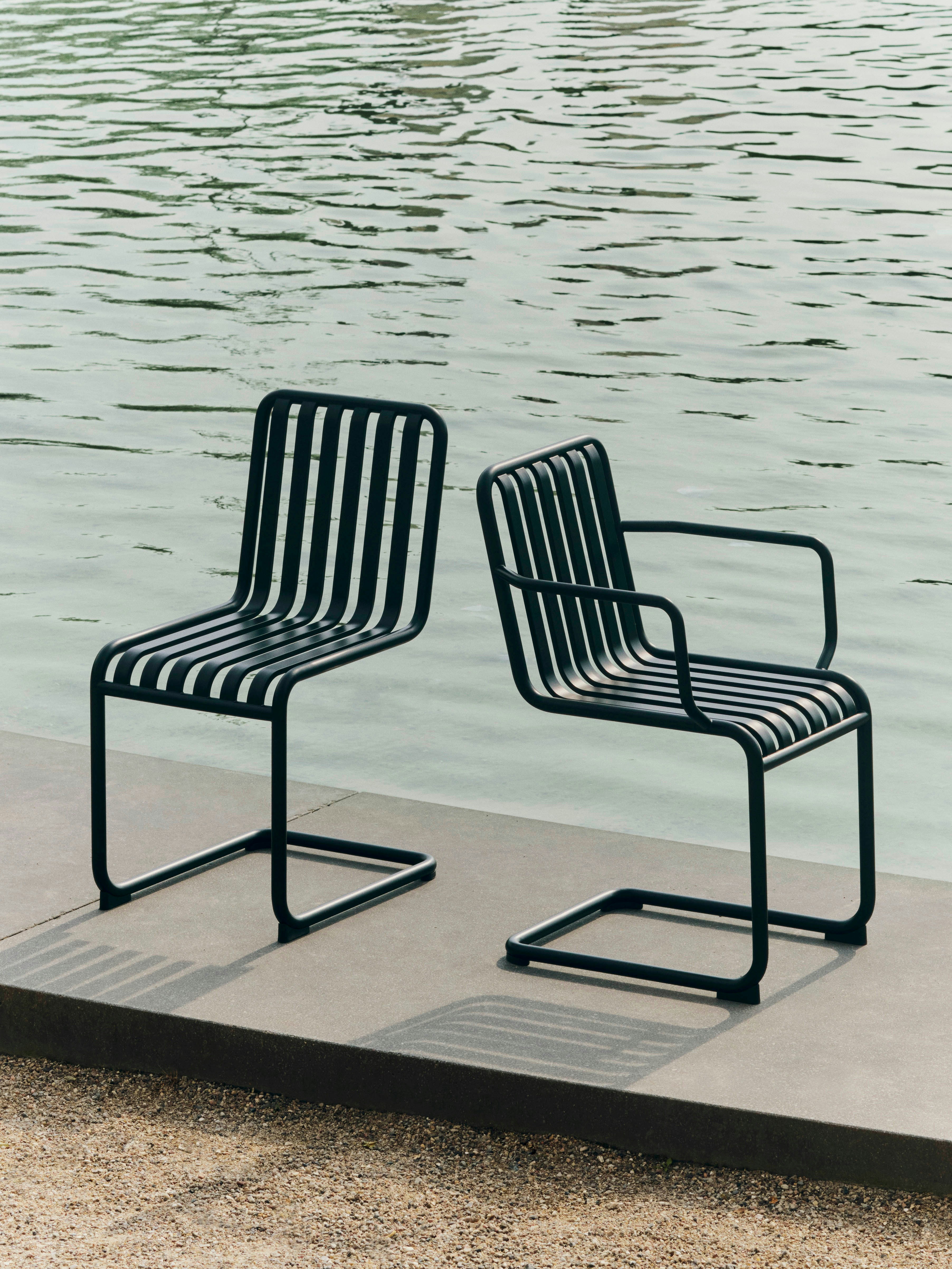Palissade Cantilever Armchair