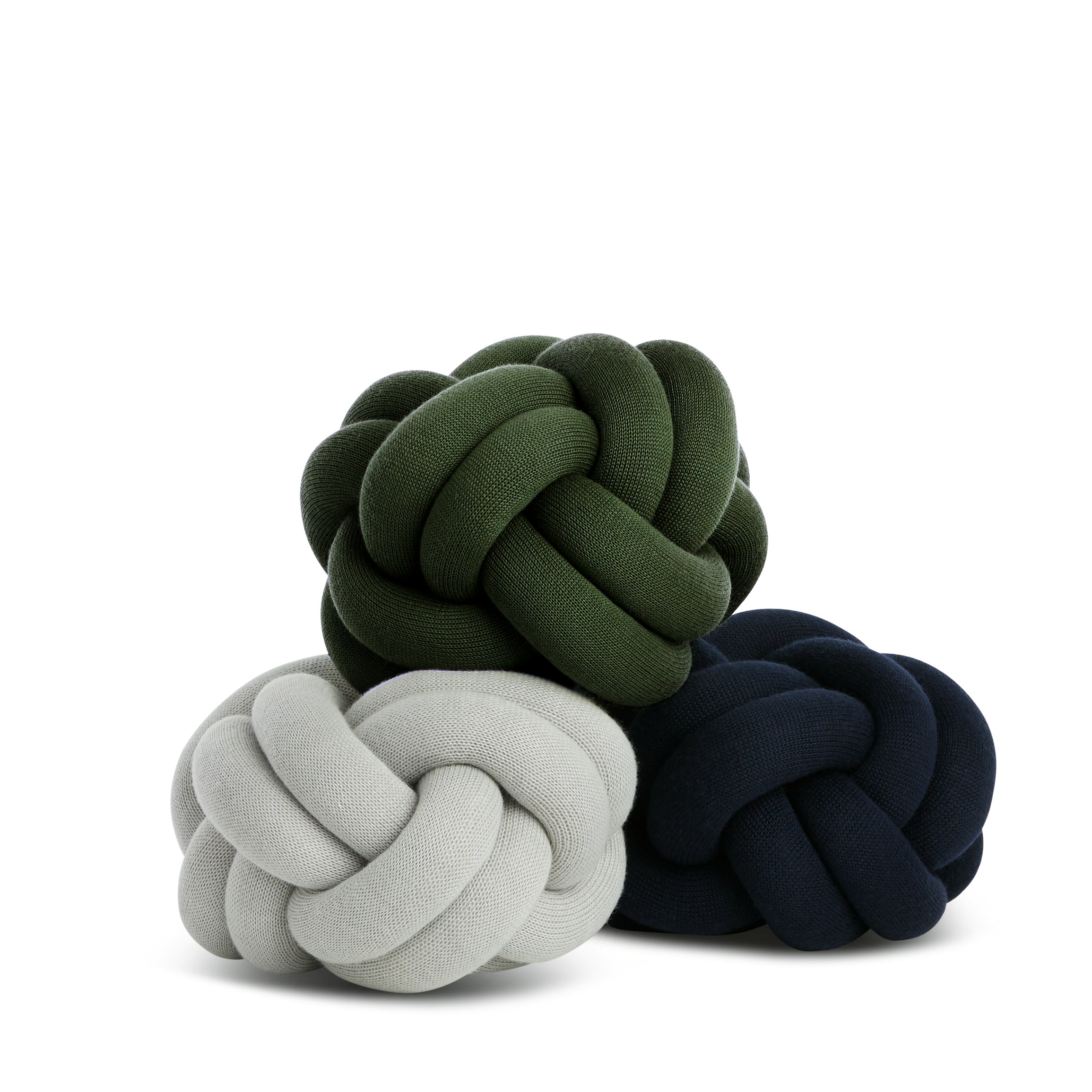 Knot Cushion