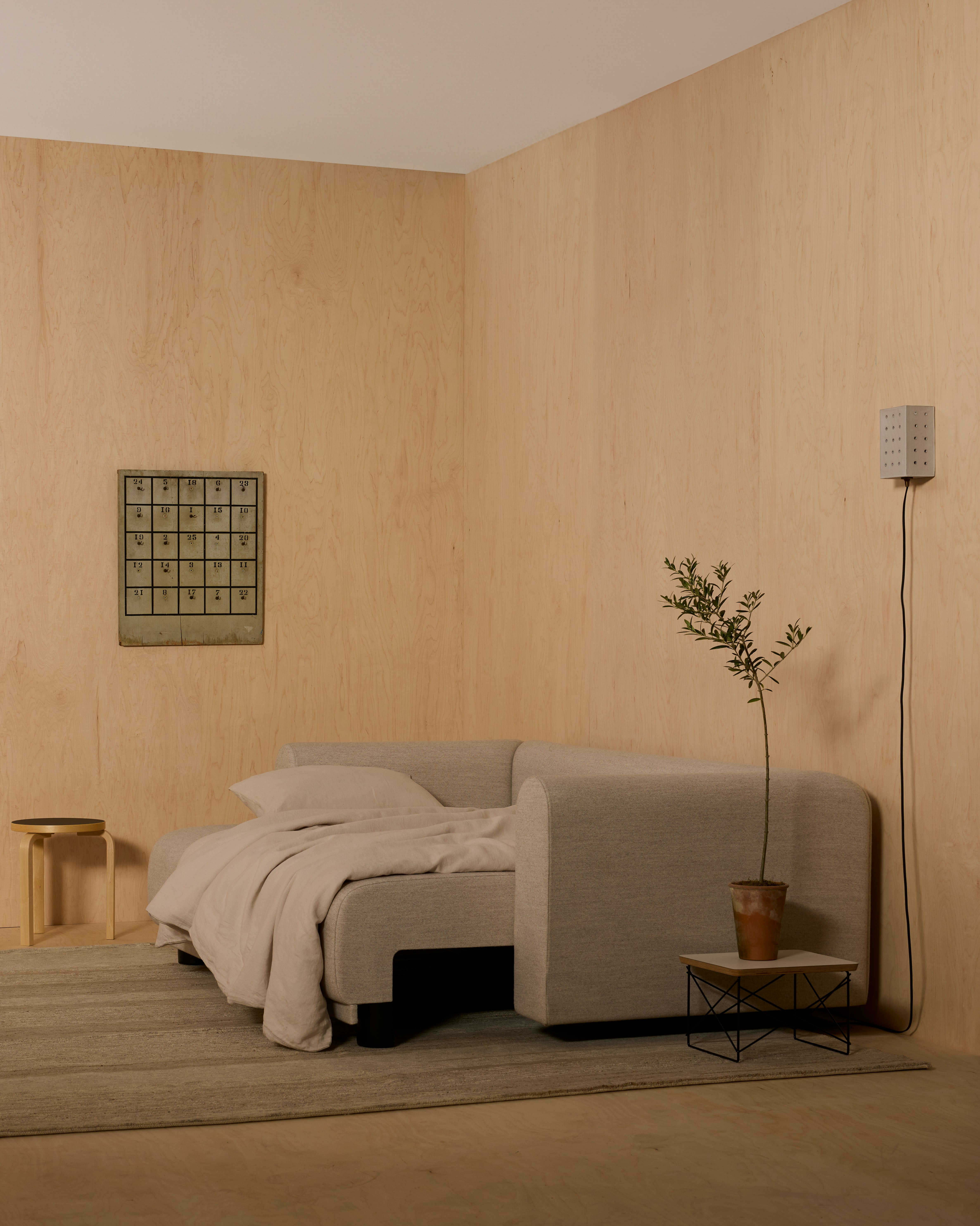 Eames Wire Base Low Table