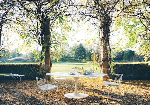 Knoll Saarinen Saarinen Table and Bertoia Side Chairs