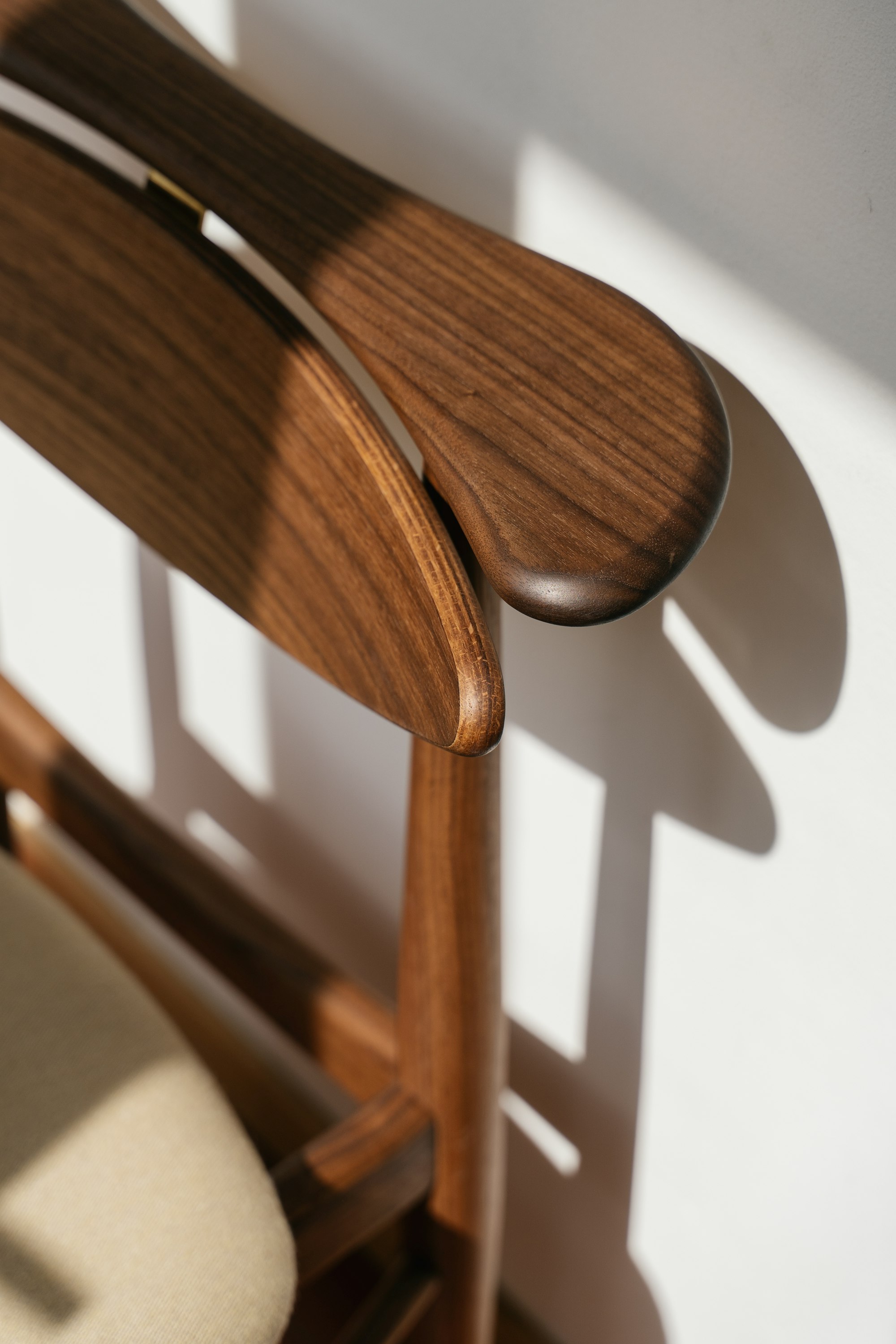 Reading Chair - Oak Dark Oil, Walnut, Vidar, 1511 Almond