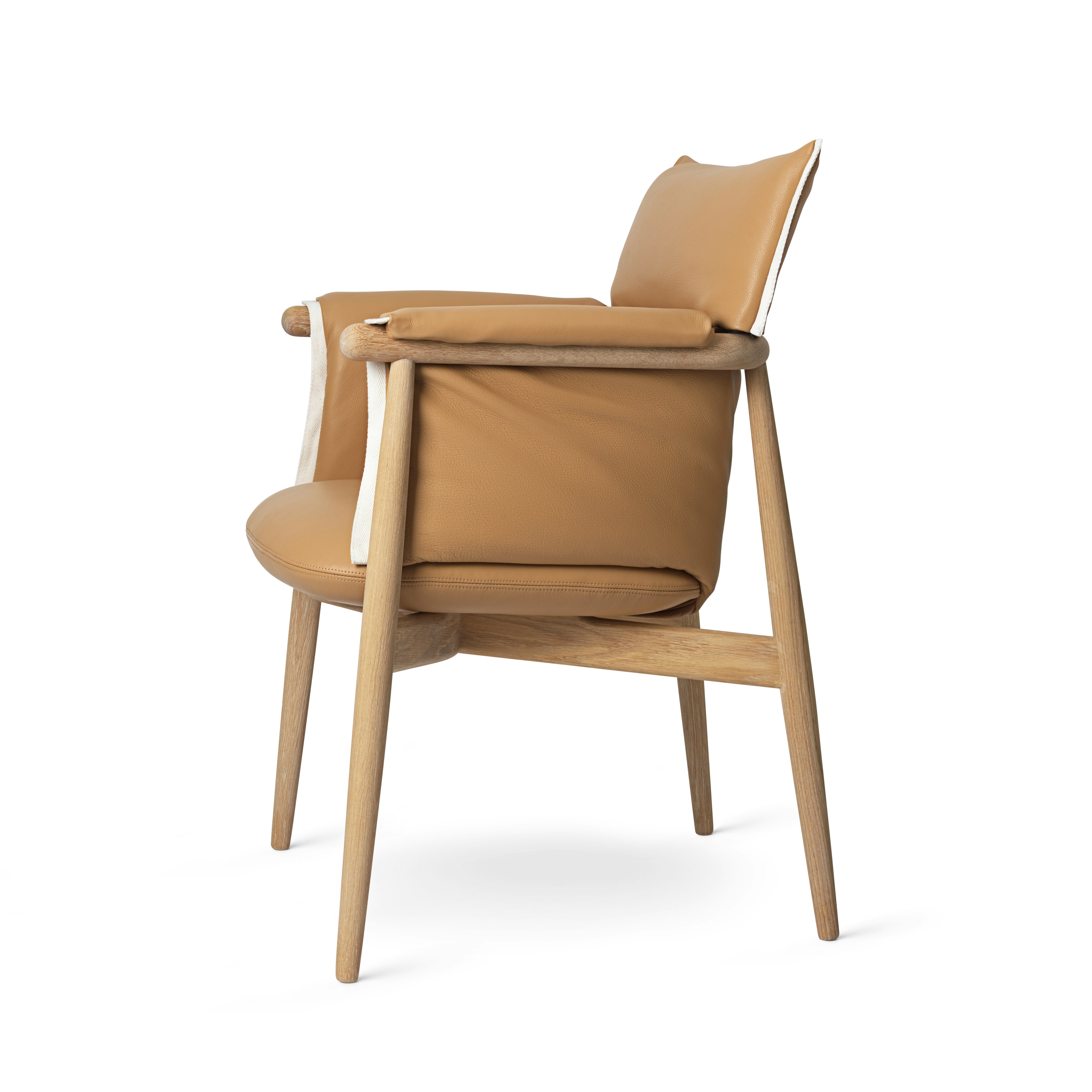 E005 Embrace Armchair - Thor 325, White Oiled Oak, Natural Edge Strip