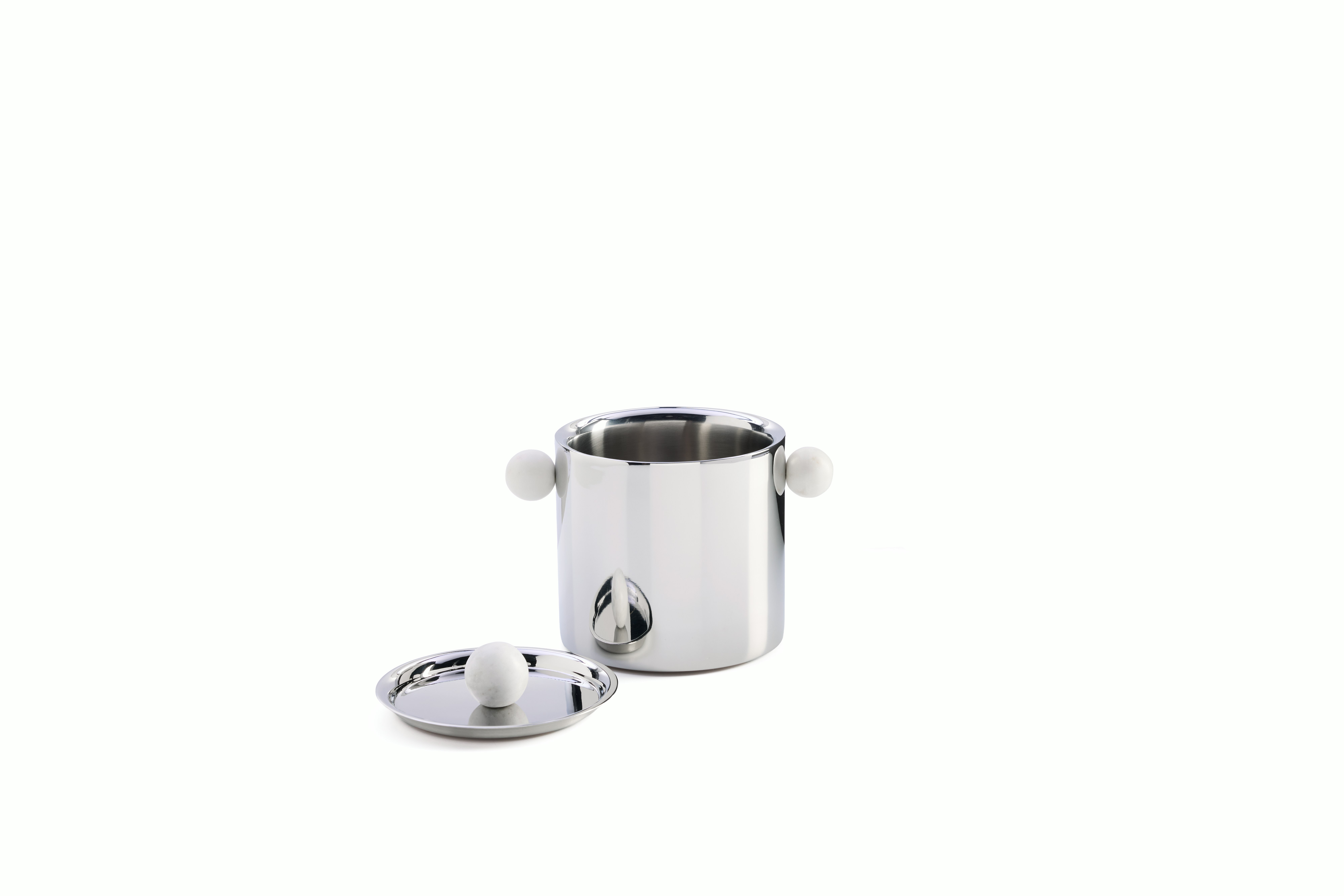 A detailed look at a Kora Ice Bucket in Stainless Steel / Marble D2.