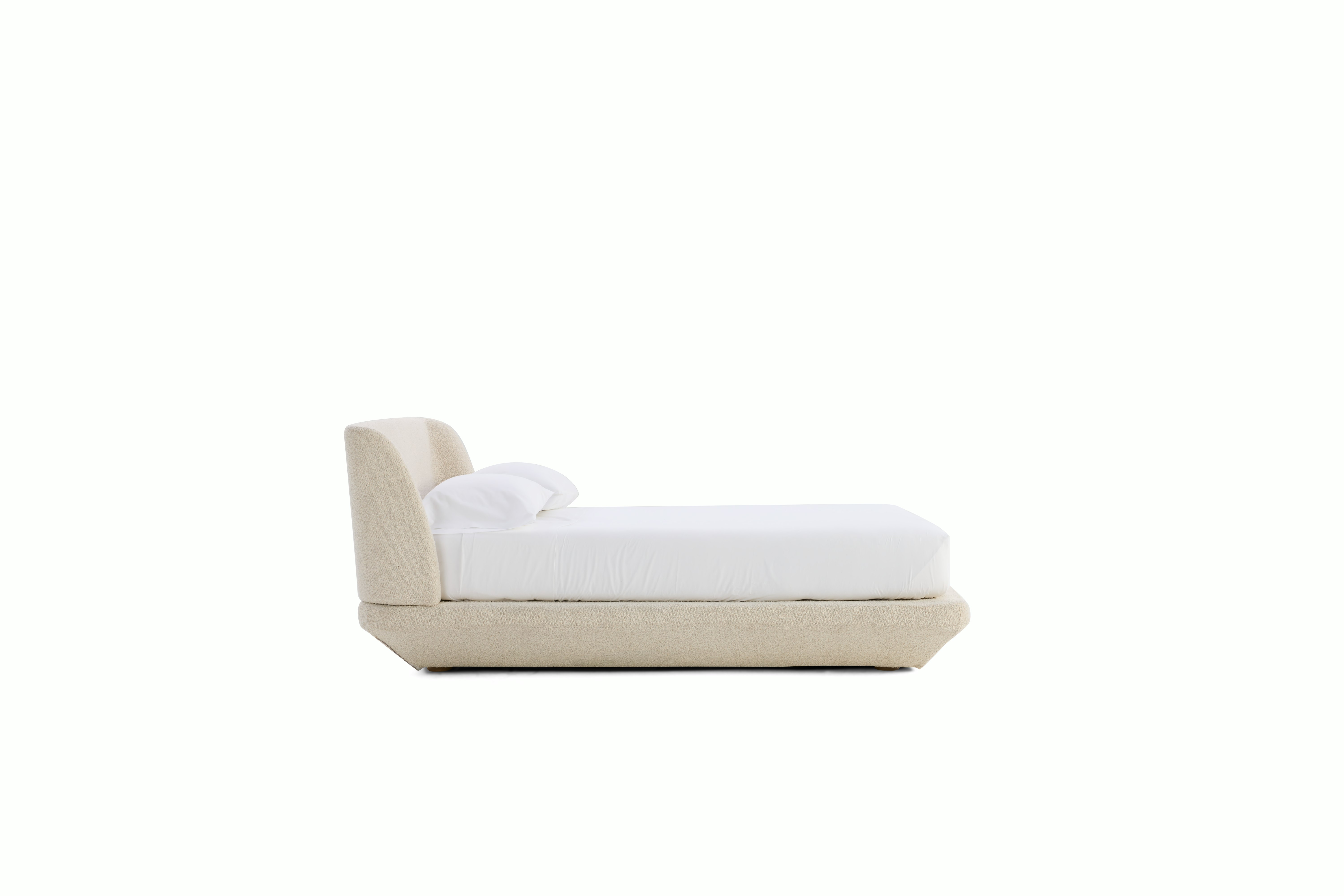 Galera Bed - Queen, Boucle, Birch