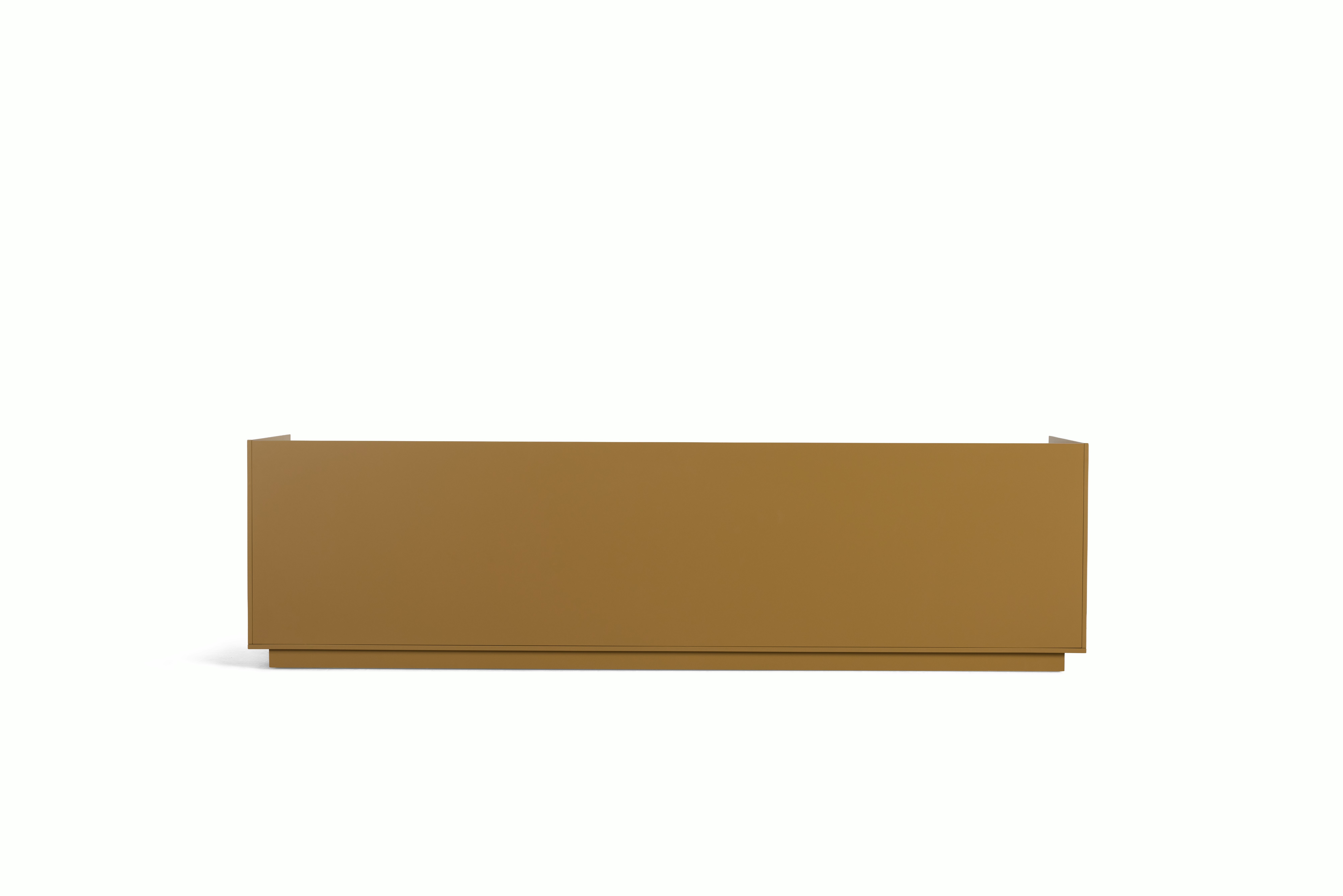 A Bera Media Unit in Camel Viewed from behind.