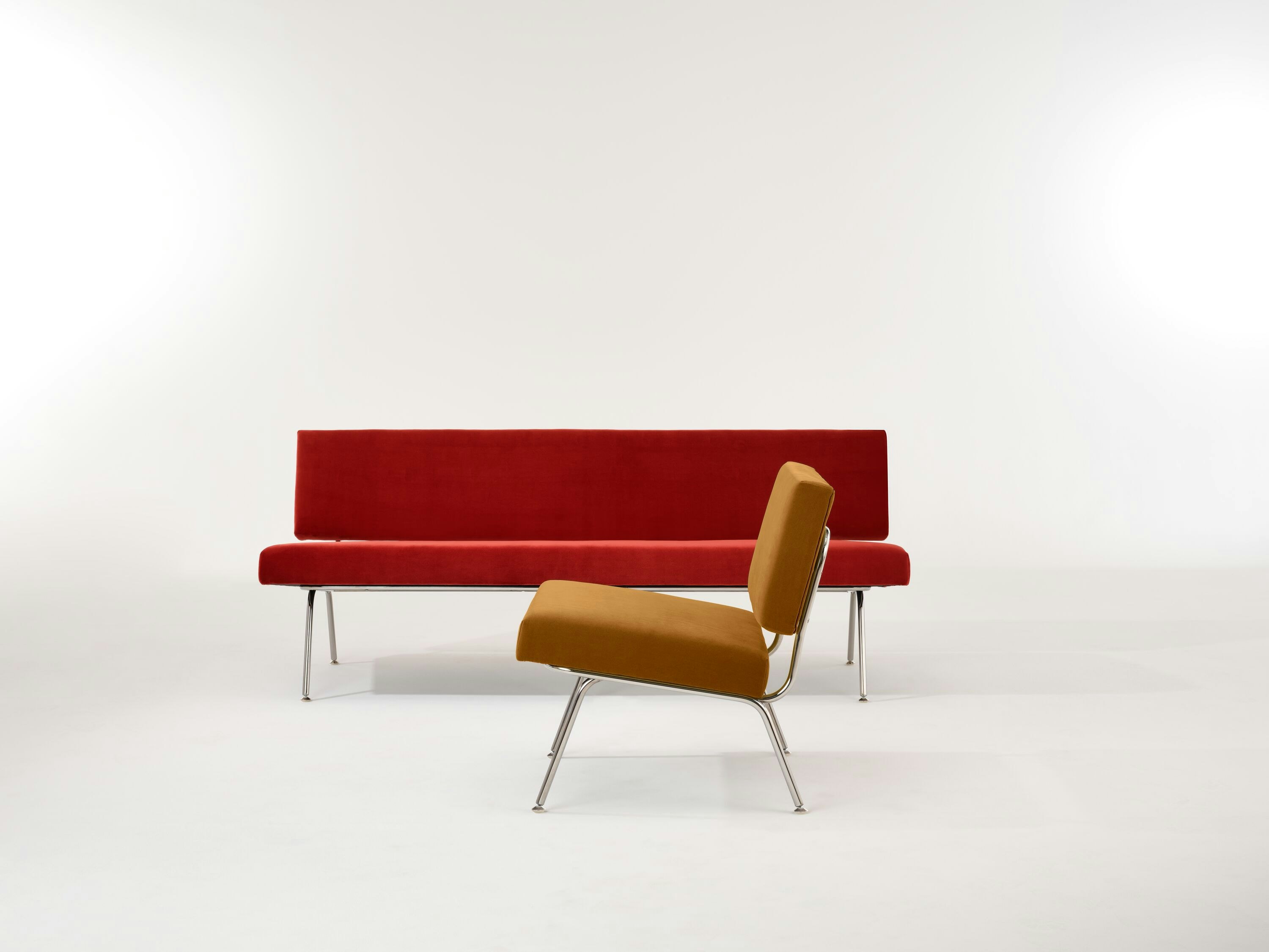 Florence Knoll™ Model 33 Sofa | Knoll