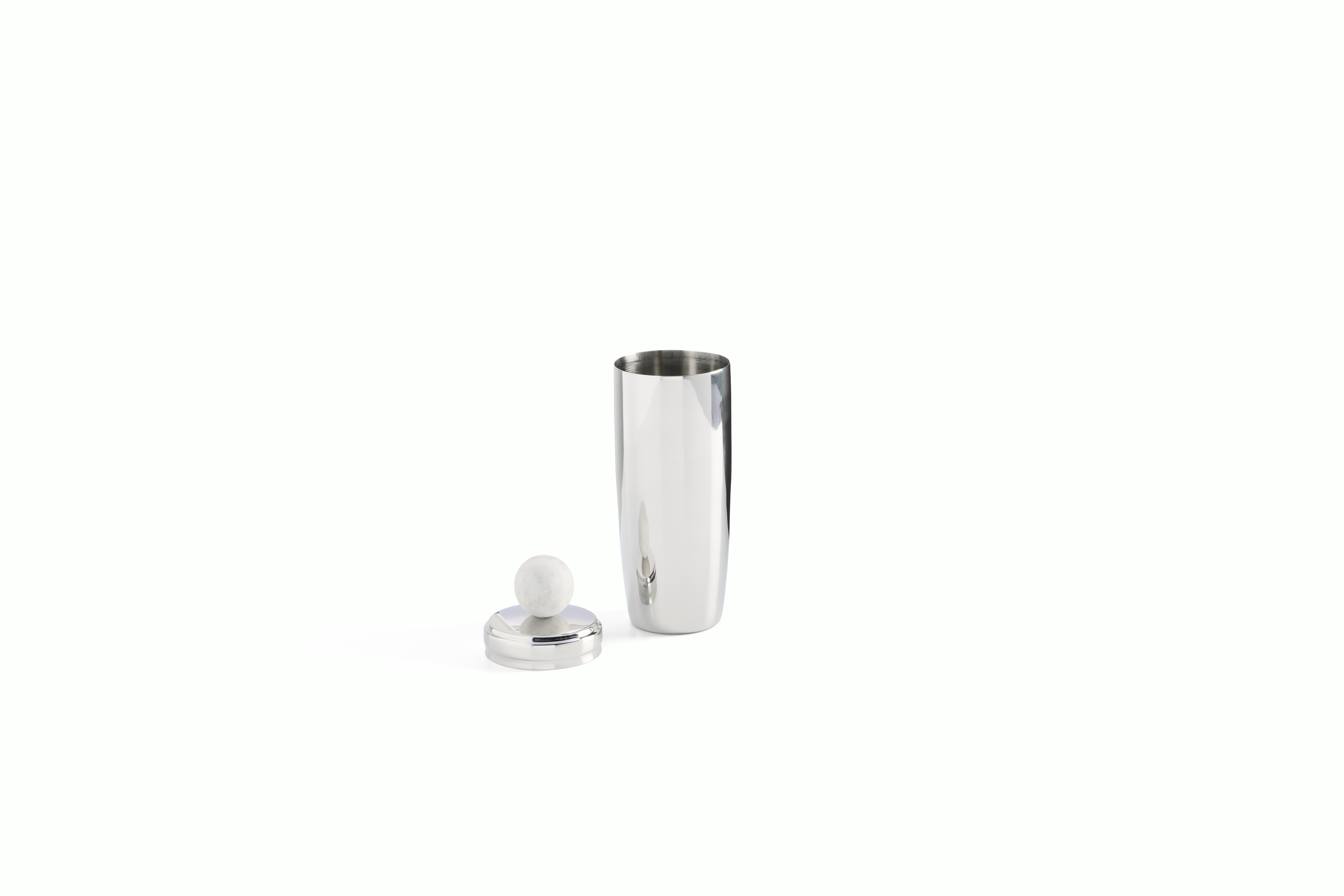 A detailed look at a Inara Shaker in Stainless Steel / Marble.
