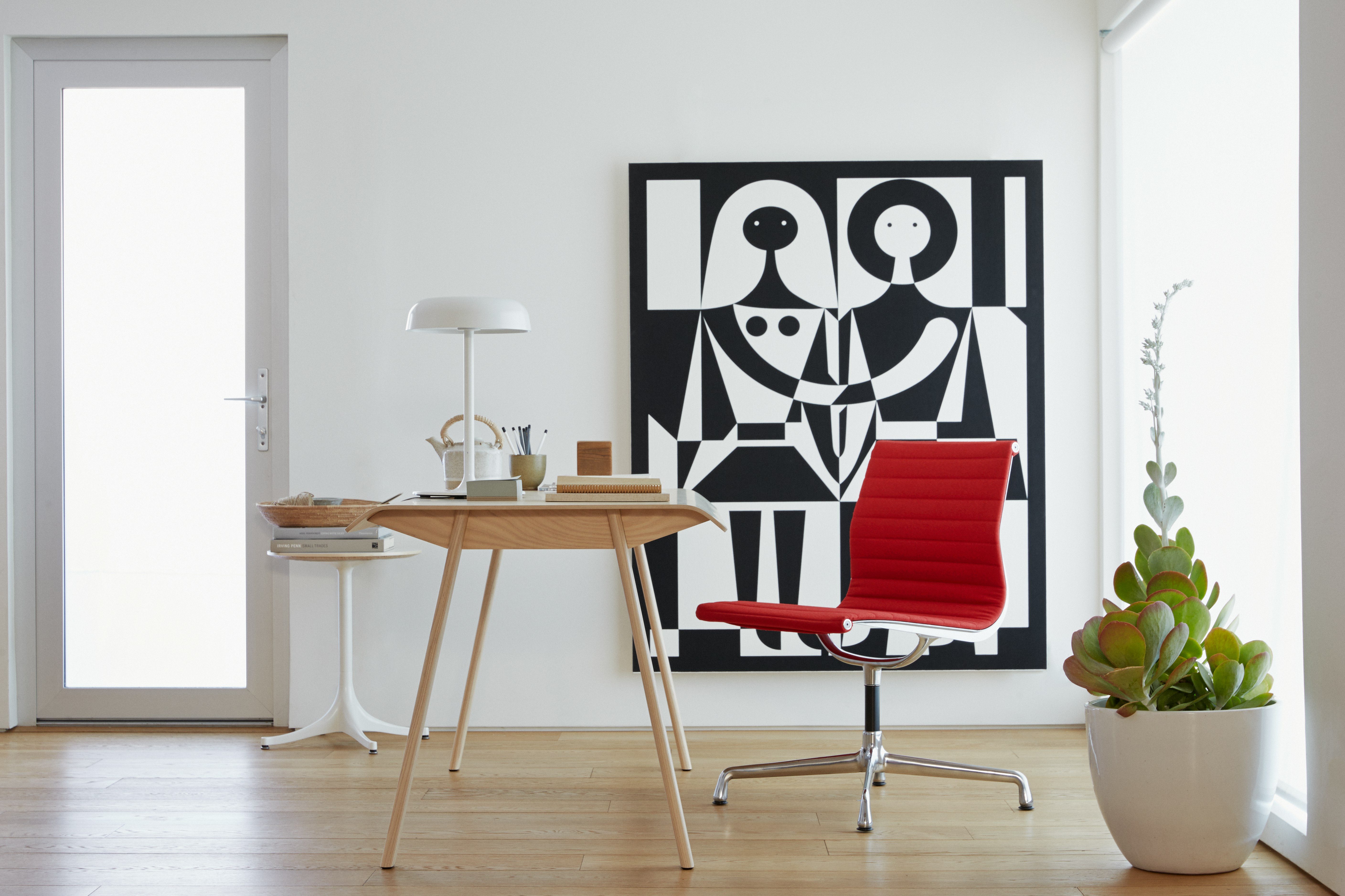 Eames Aluminum Group Side Chair