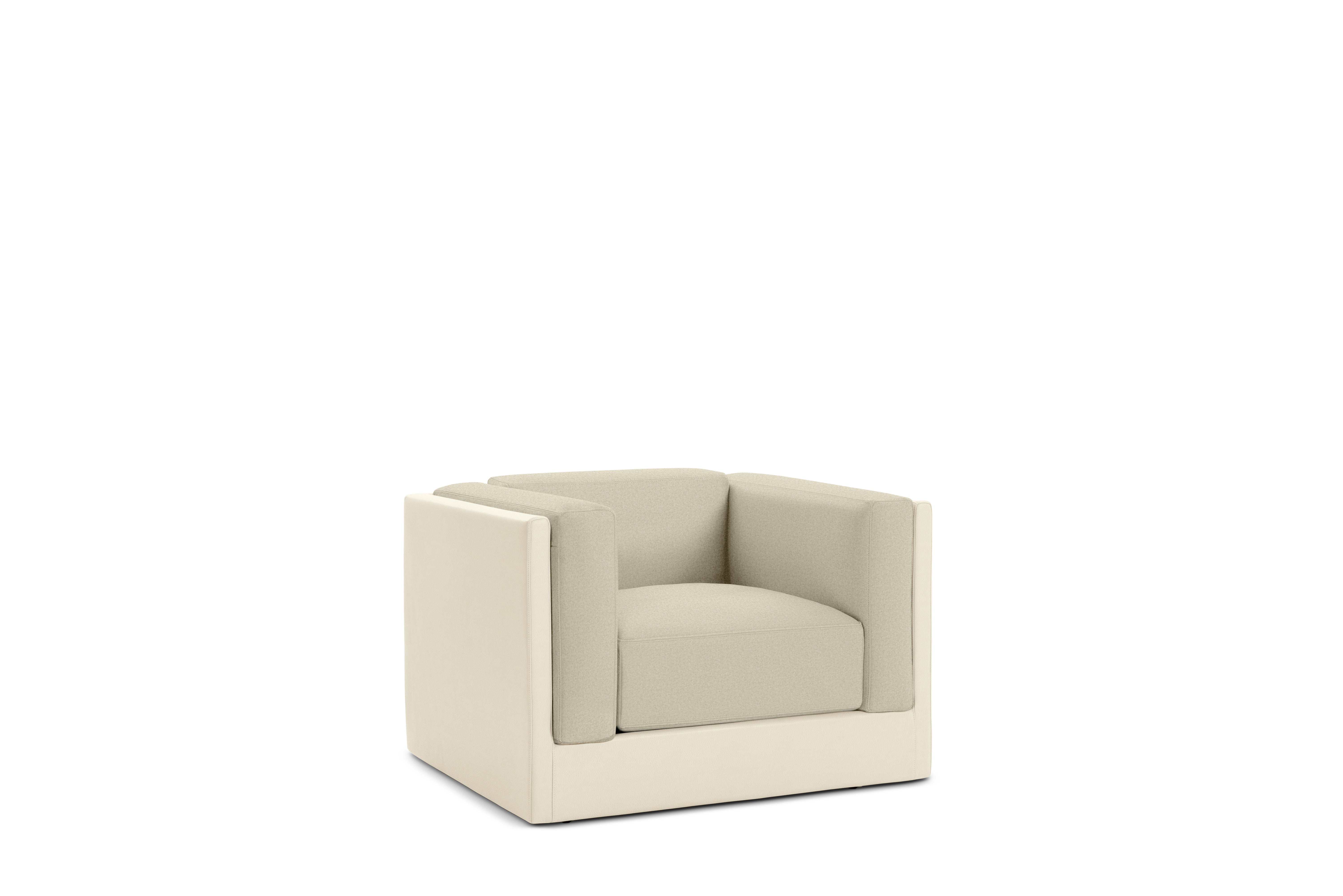 Symme Armchair - Leather Frame