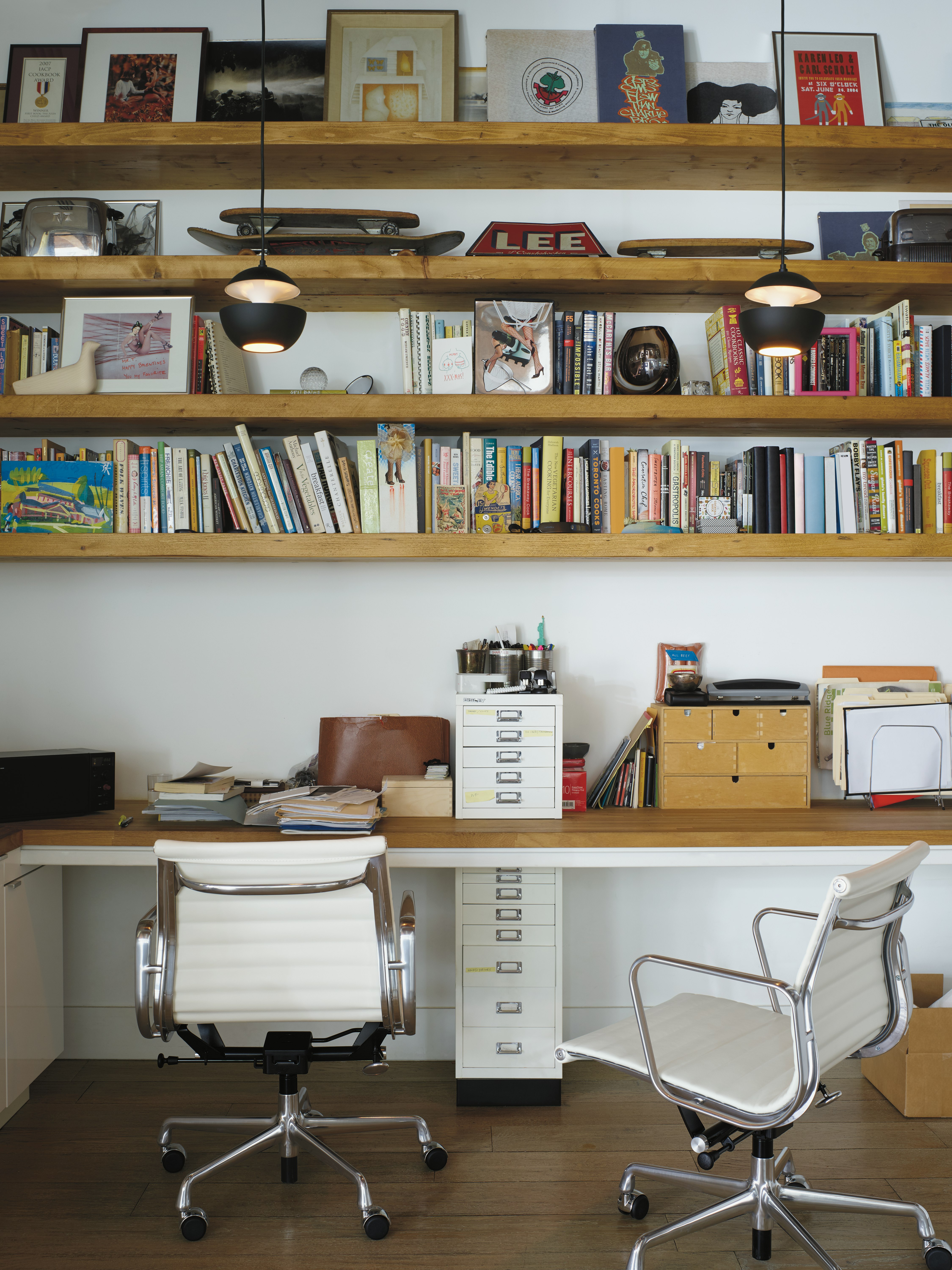 Eames Aluminum Group Chair