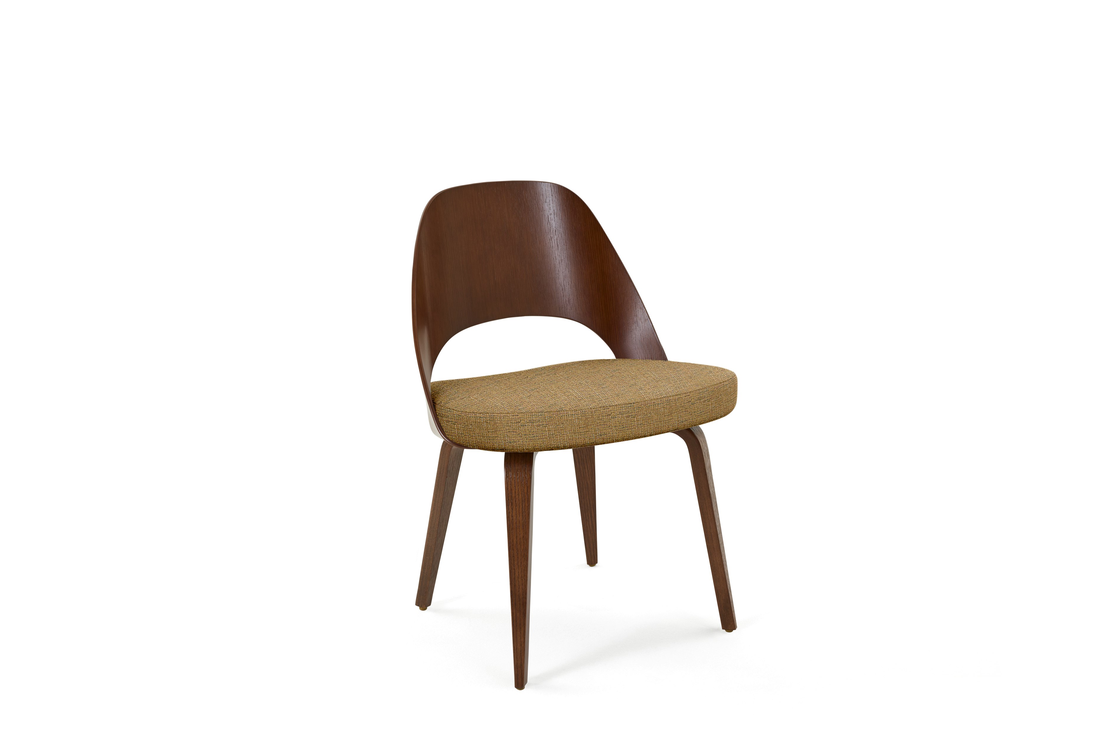 A Saarinen Executive Veneer Back Side Chair in diva starlet light walnut viewed from an angle.