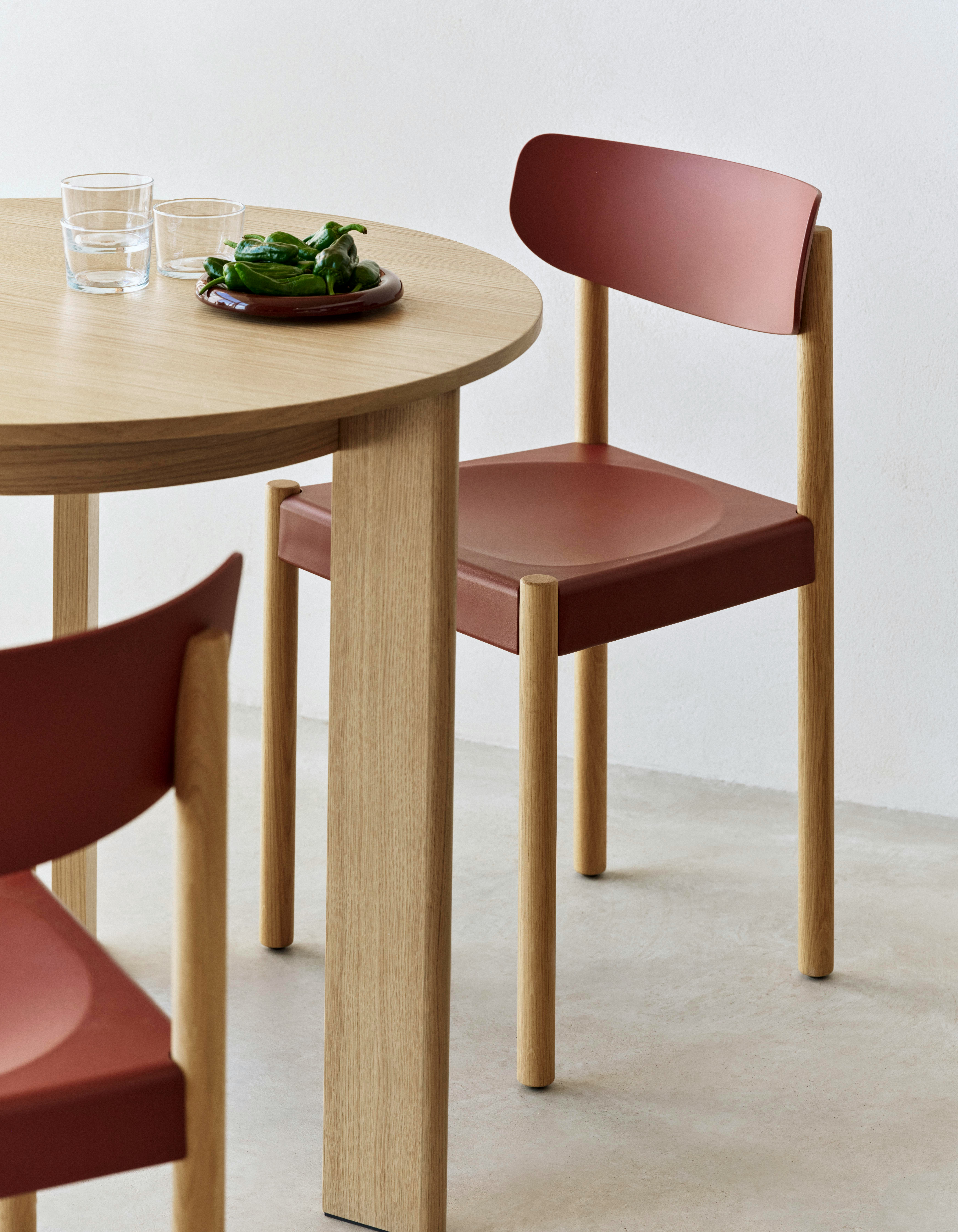 Pack Chairs around Chisel Table