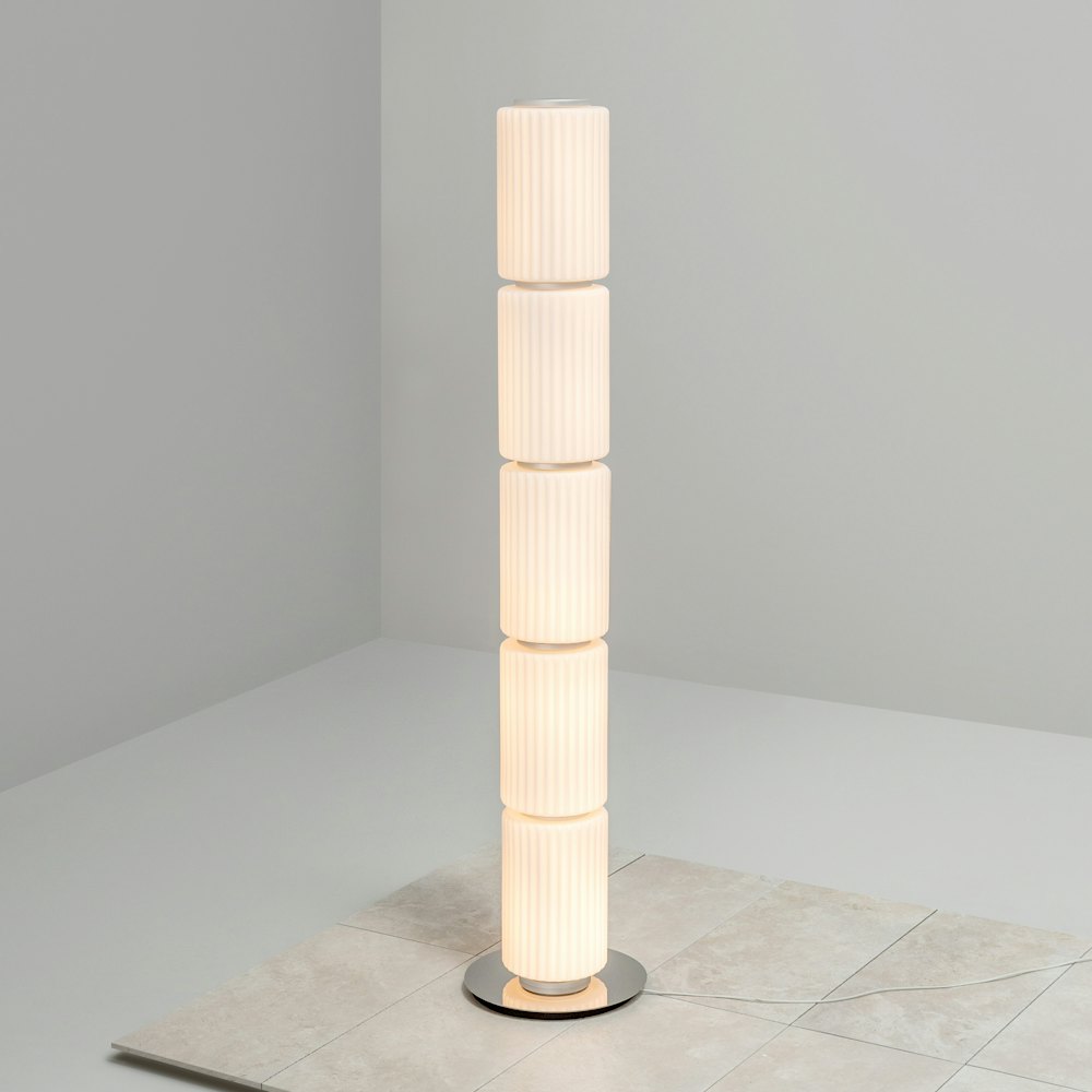 Column 175 Floor Lamp