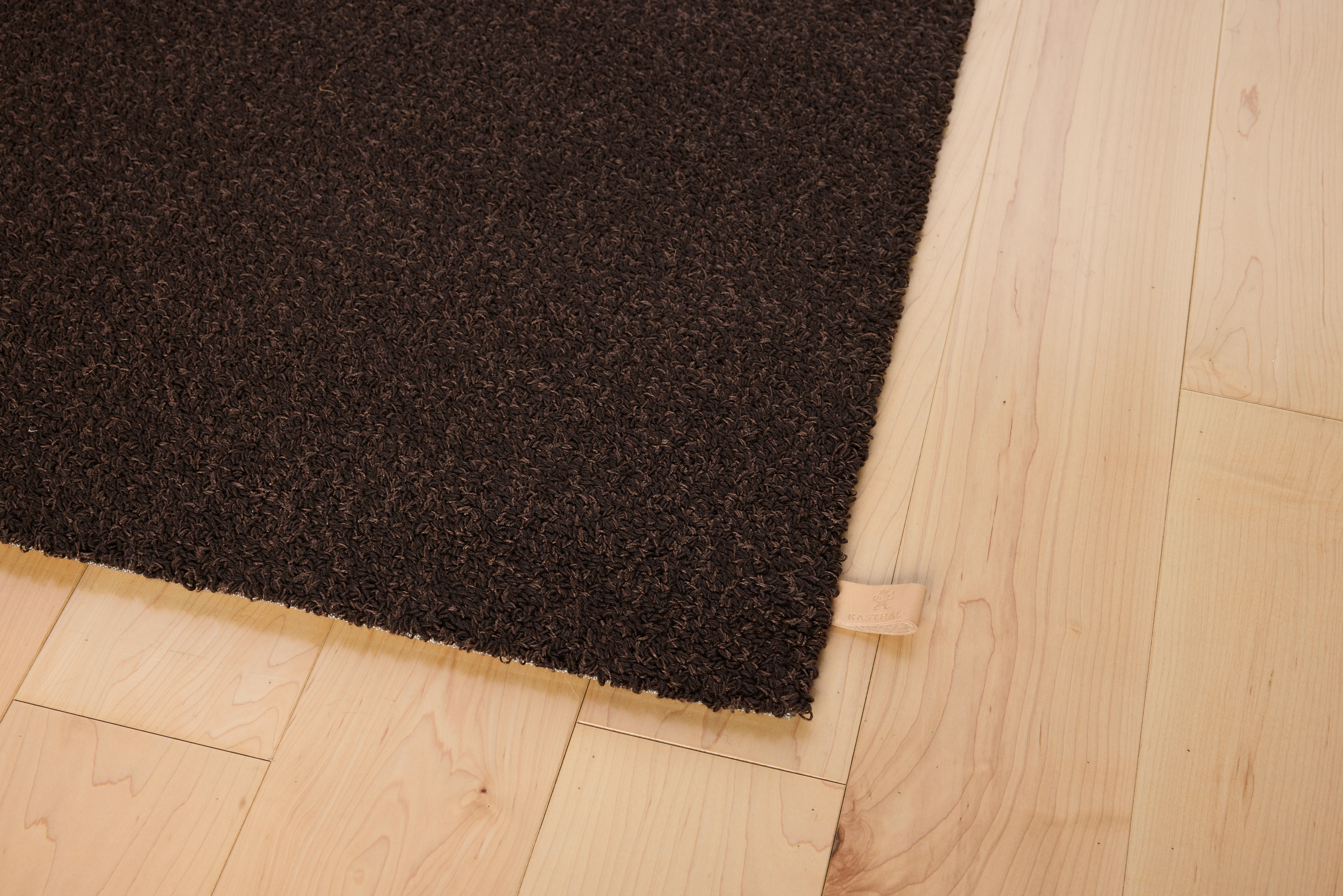 Tegel Rug - Chestnut