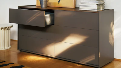 Design Within Reach, brand website product image
