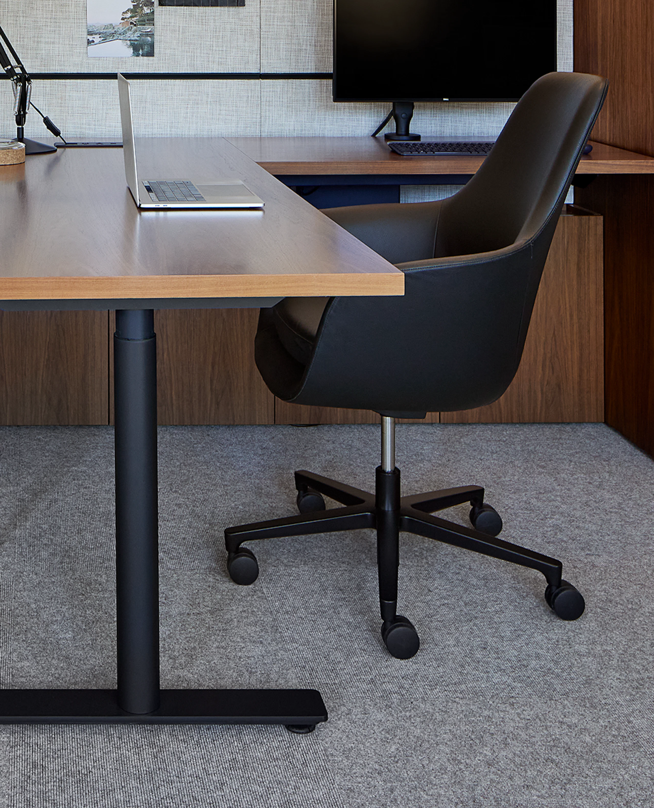 Geiger Showroom at Fulton Street Market in Chicago, Geiger One Private Office.