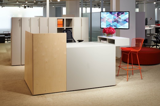 Knoll Antenna Workspaces Reception Desk