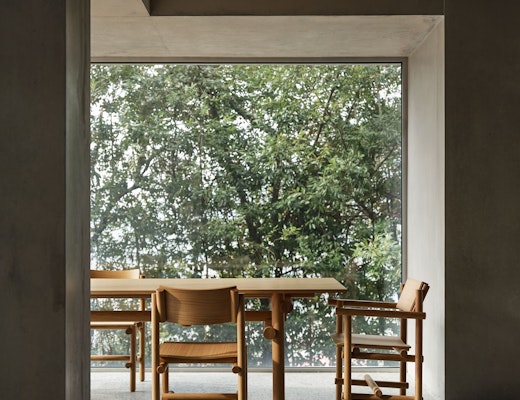 Muecke Dining Table and Chairs Muecke Dining Table Chairs