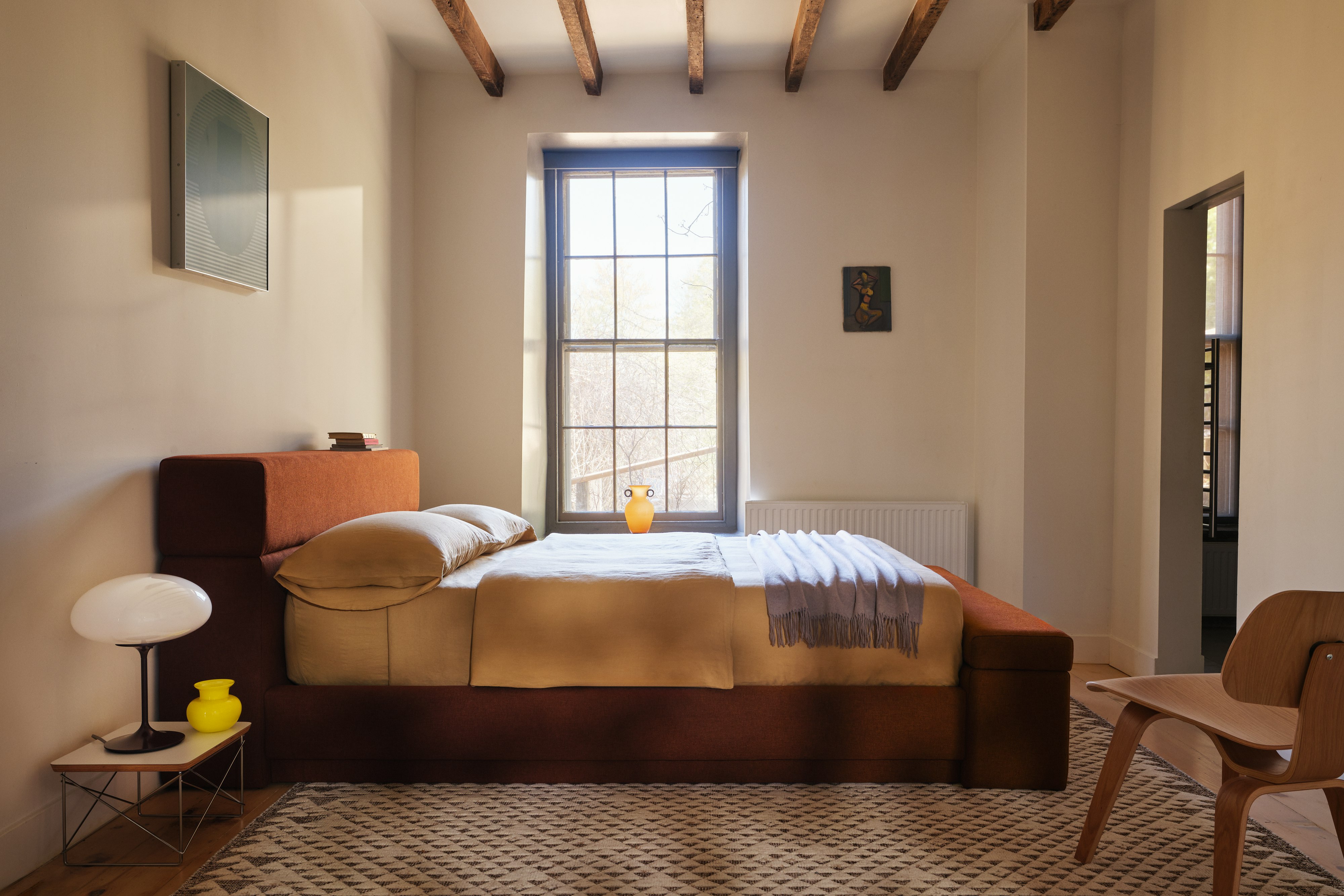 Corbel Bed