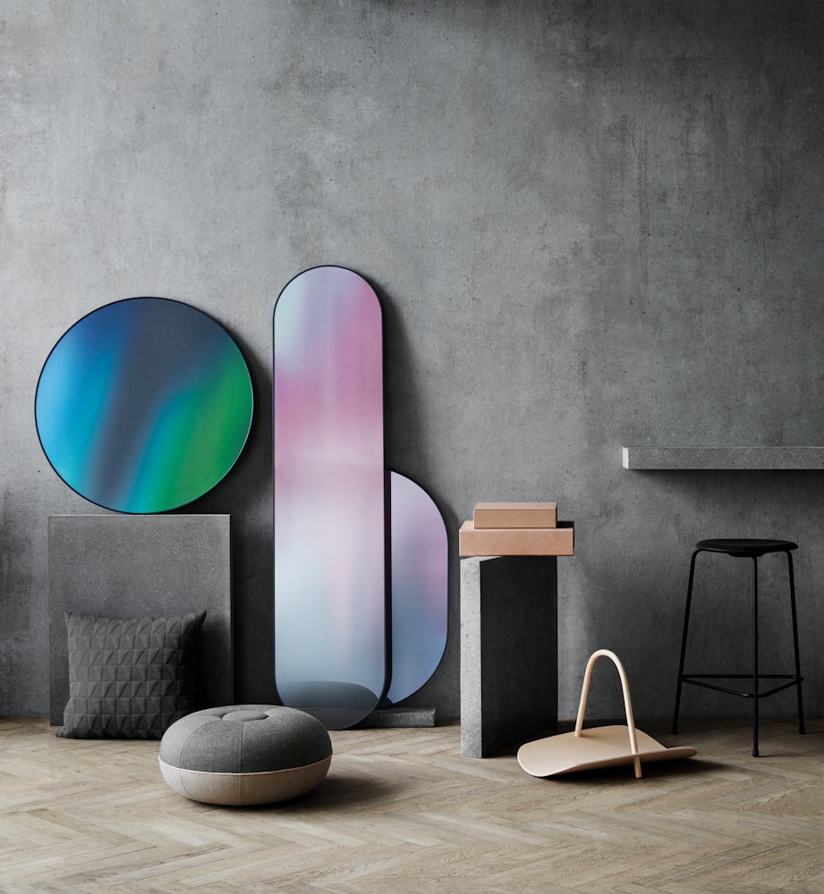 Studio Roso Mirror
