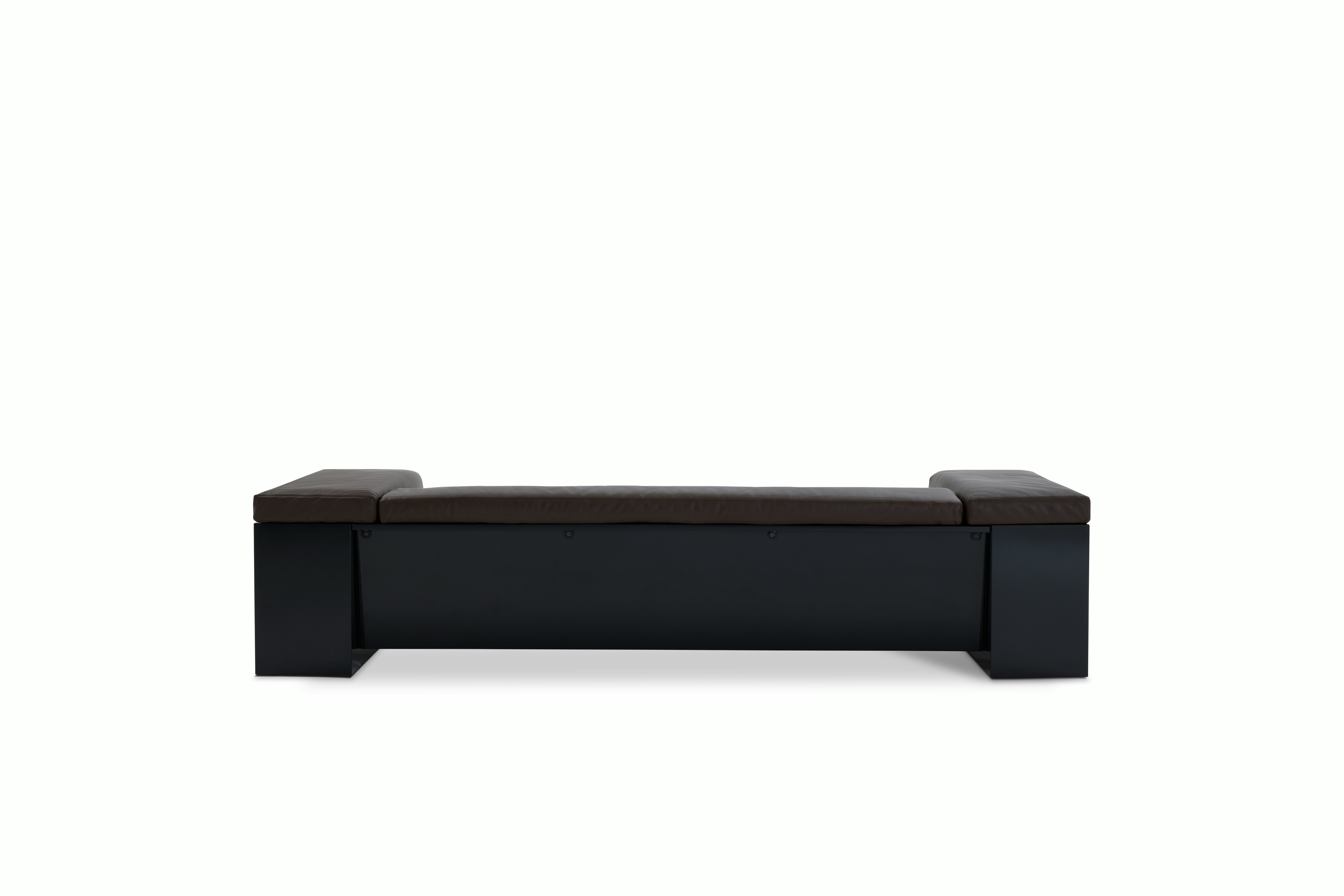 Brigadier Sofa