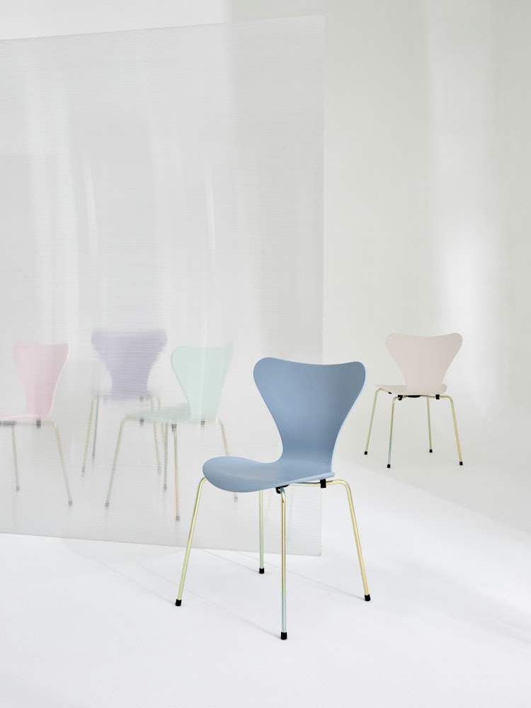 Series 7 Chair