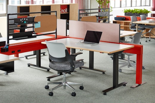 knoll design days 2019 antenna power beam ollo tone on casters