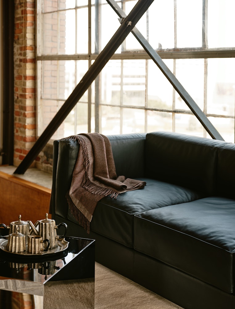 Symme Sofa - Leather Frame