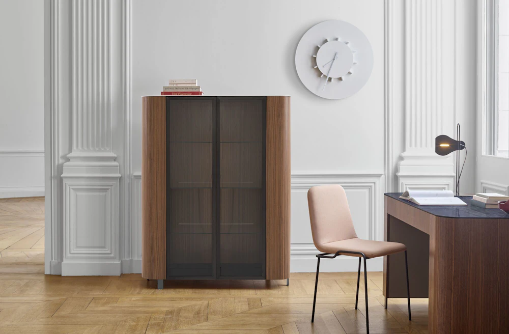 Postmoderne Vitrine