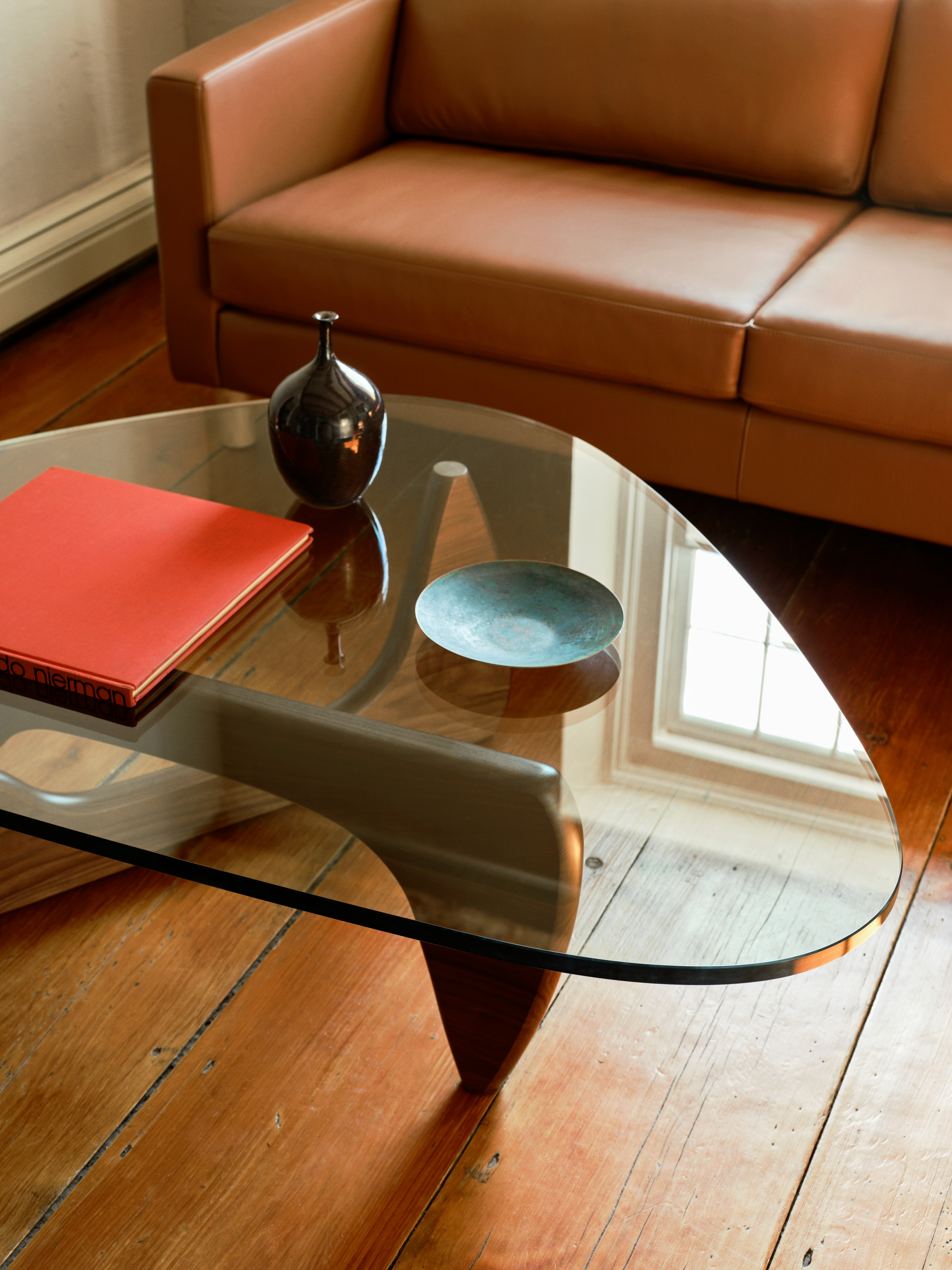 Noguchi Table