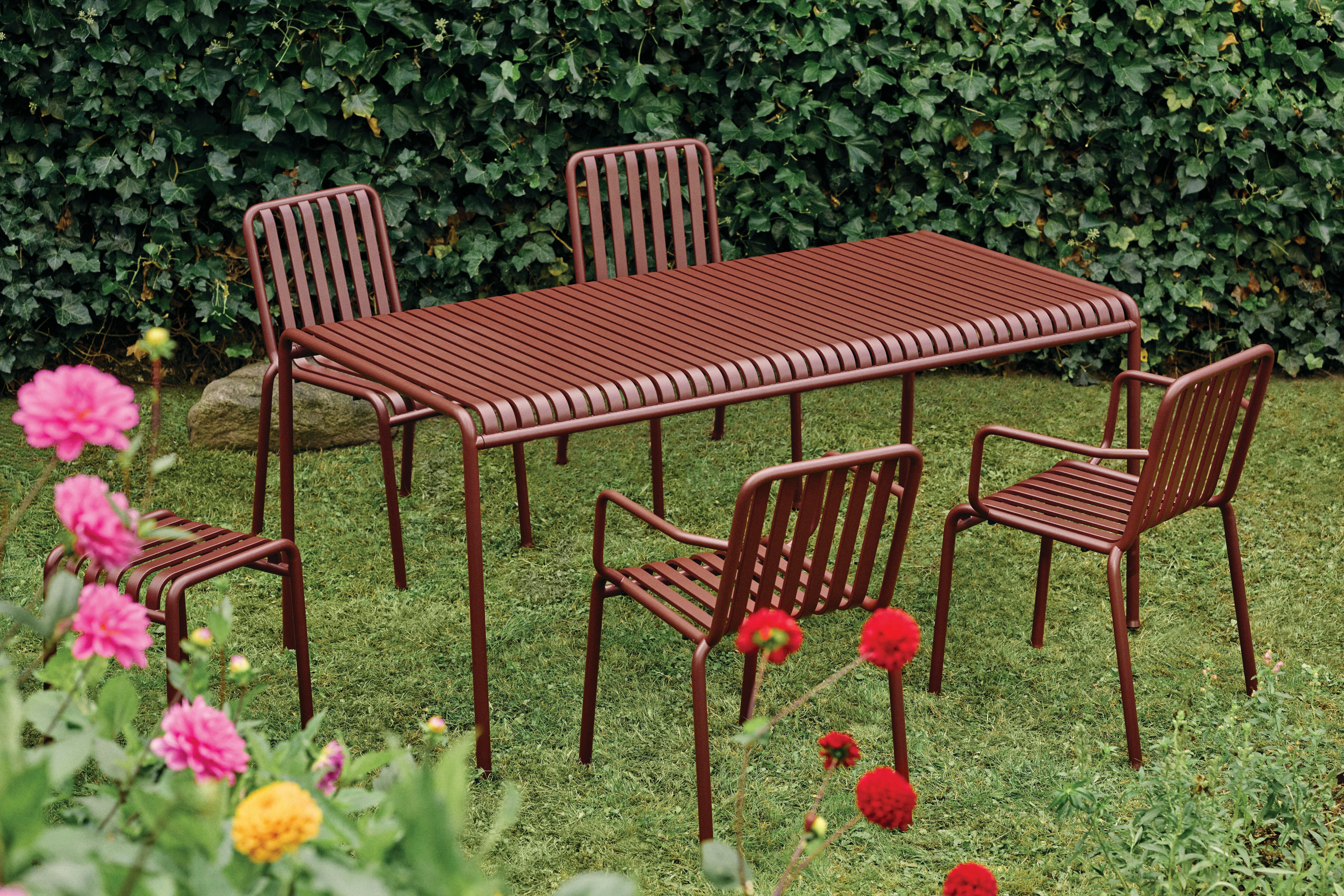 Palissade Dining Set