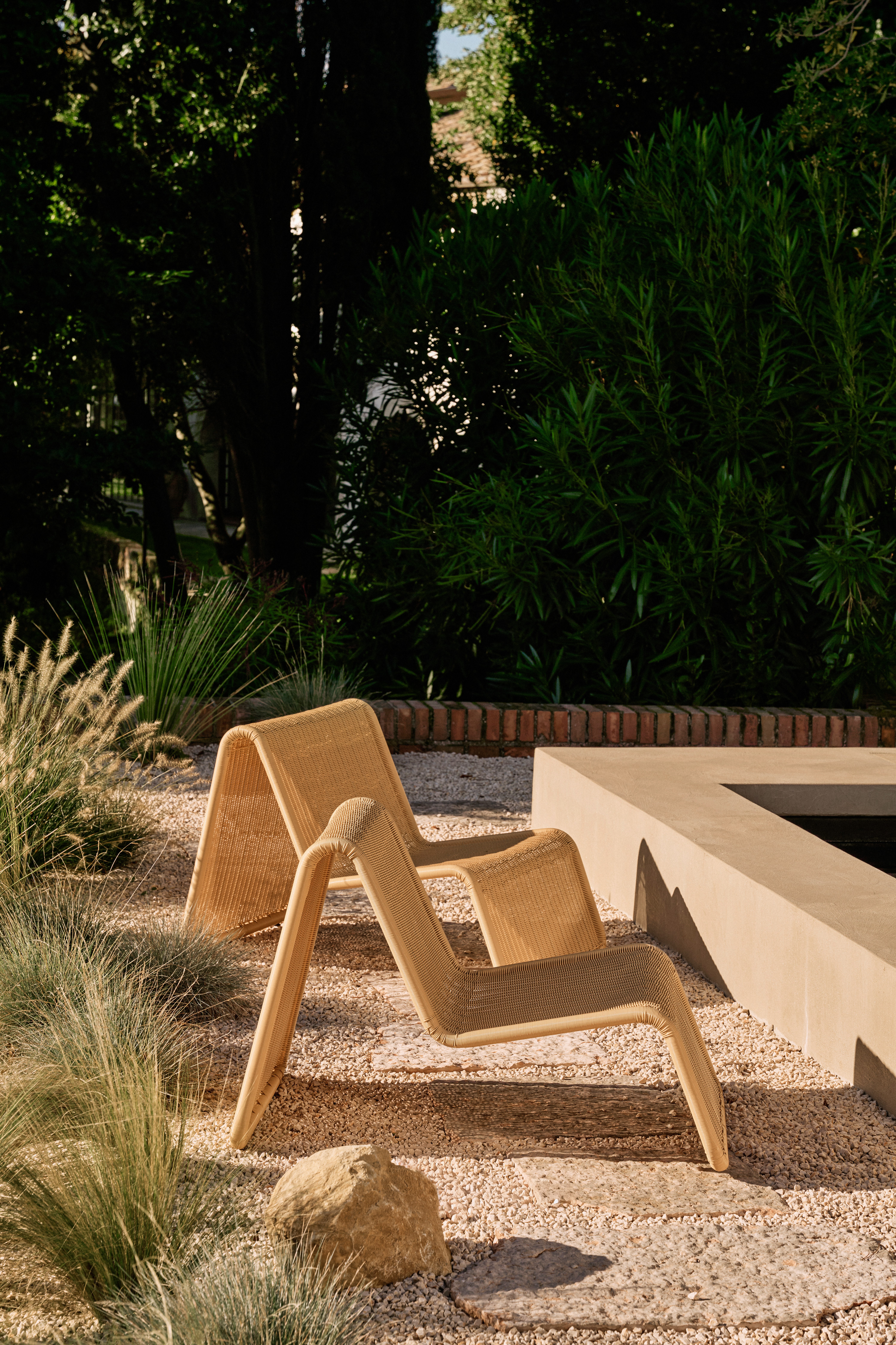 P3 Outdoor Lounge Chair