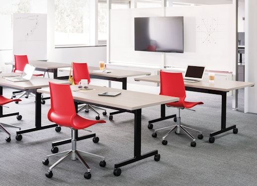 Gigi chairs Pixel T leg table marc krusin 