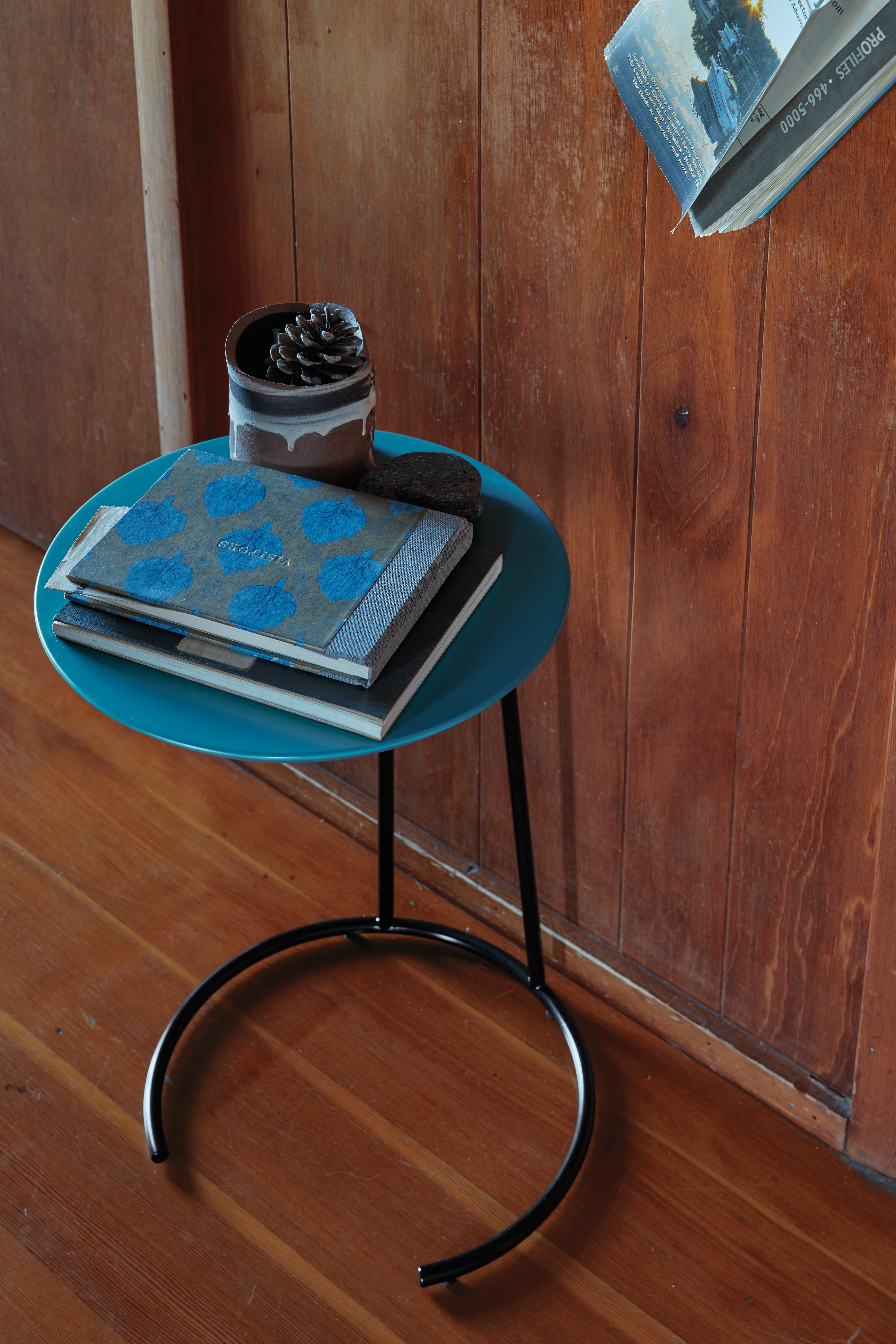 T.710 Small Side table｜Jens Risom T.710 Small Side Table, DWR Collection | MillerKnoll