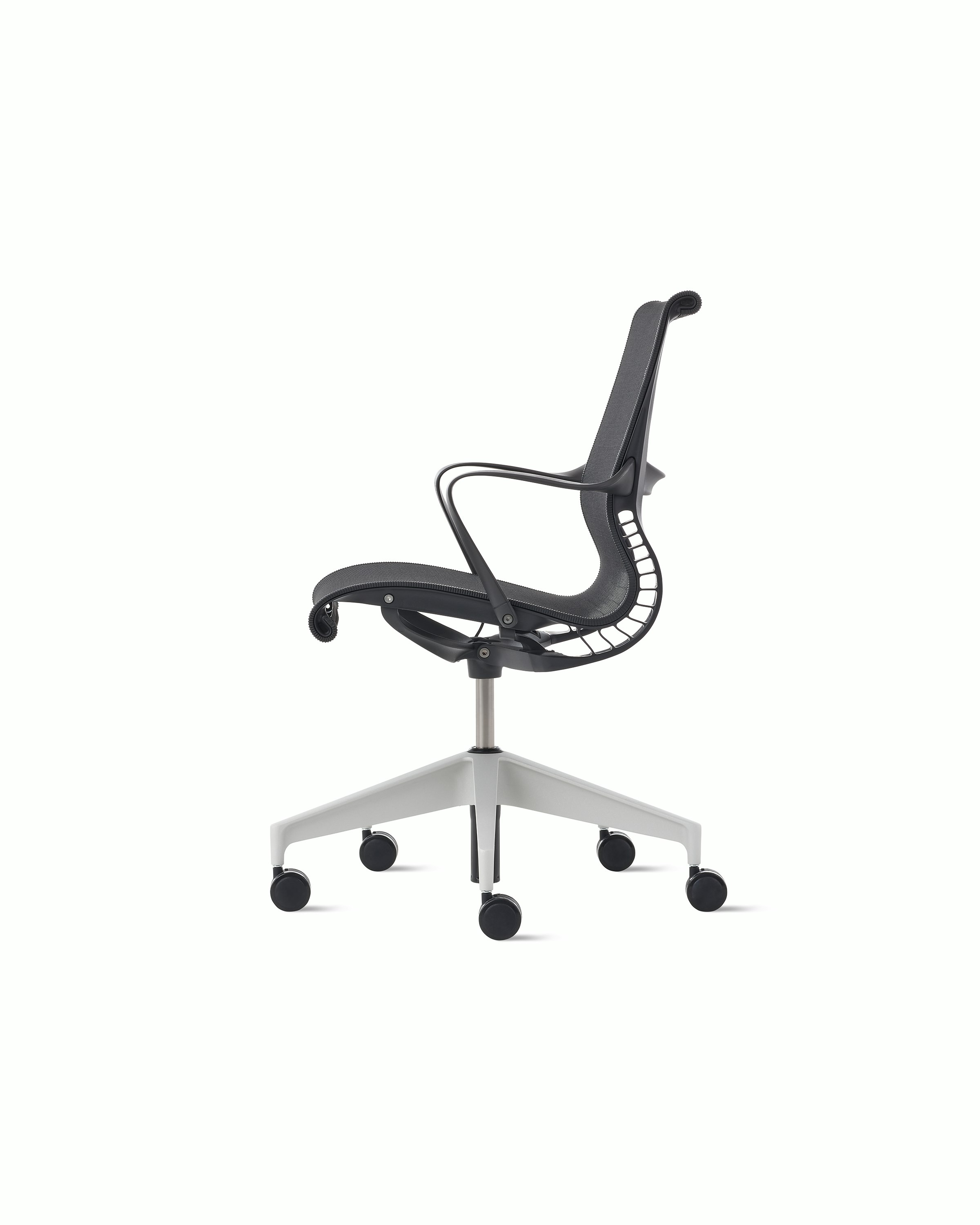 Side view of a Setu chair in dark grey with a silver alloy base.