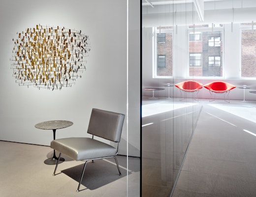 Knoll NYC Showroom with Florence Knoll Model 31 Chair and Saarinen Side Table Knoll NYC Showroom Florence Knoll Model 31 Chair Saarinen Side Table